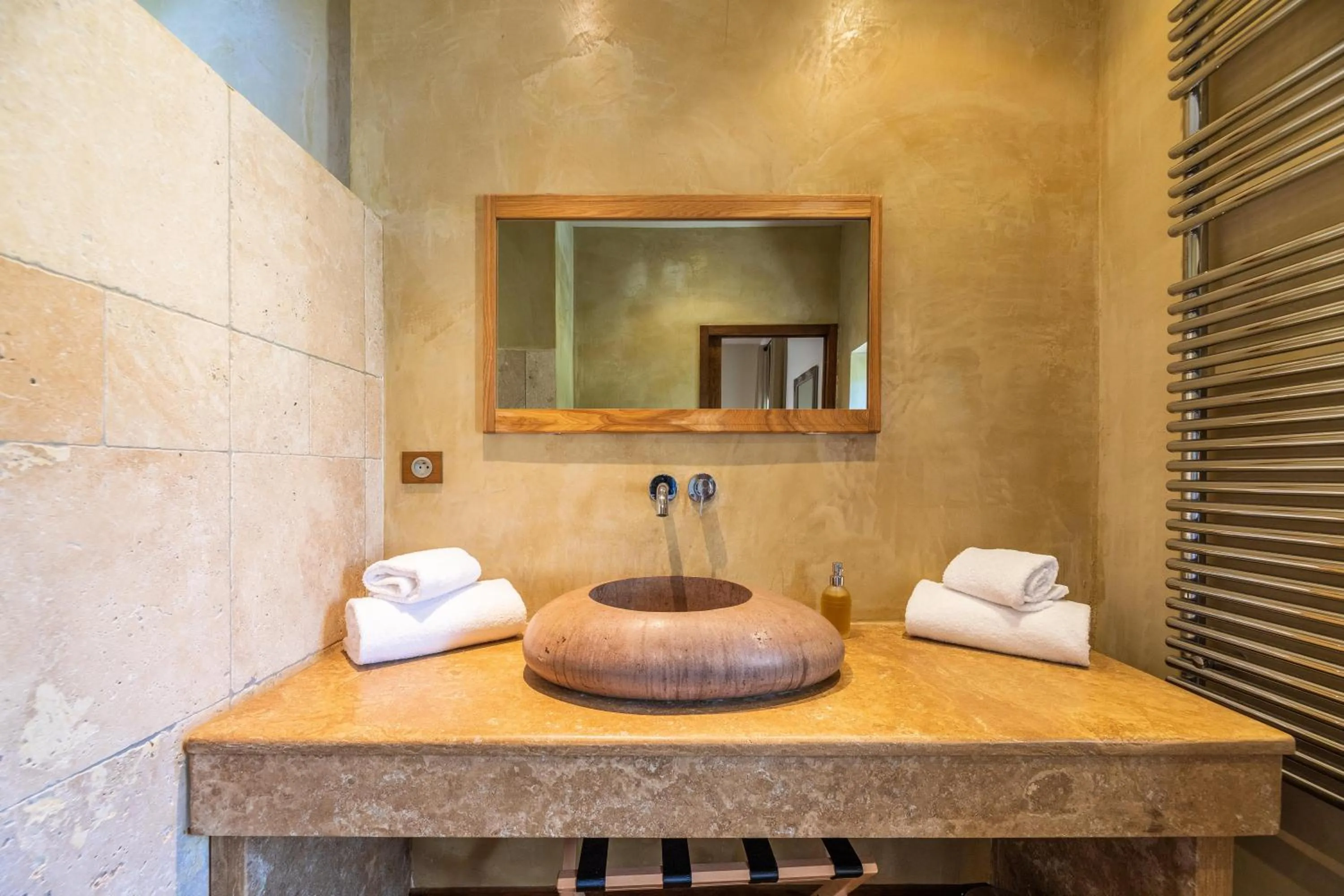 Bathroom in Domaine du Reginu