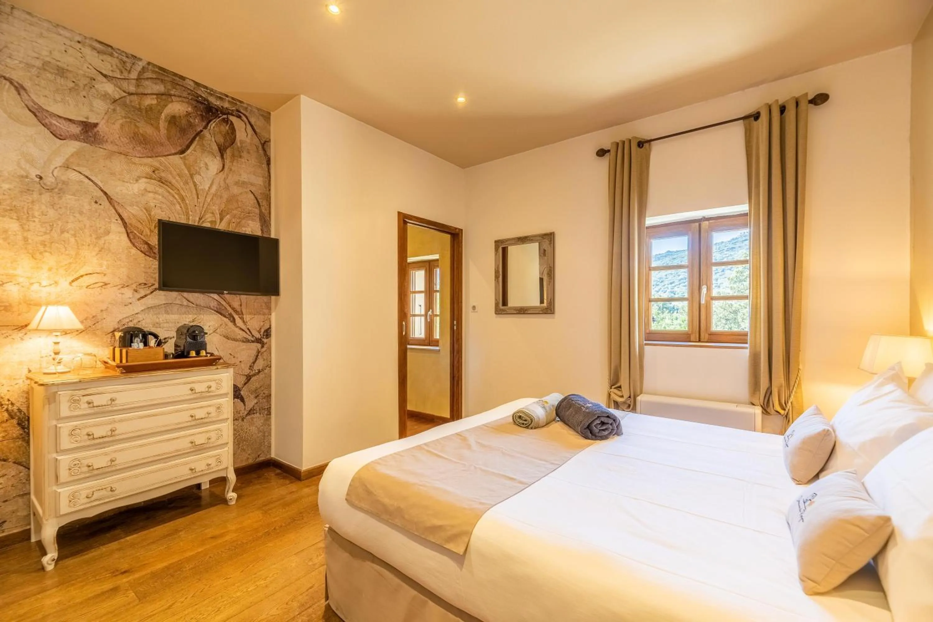 Bed in Domaine du Reginu