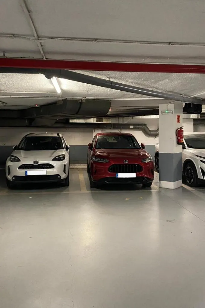 Parking in Gran Hotel Havana 4Sup by Escampa Hotels