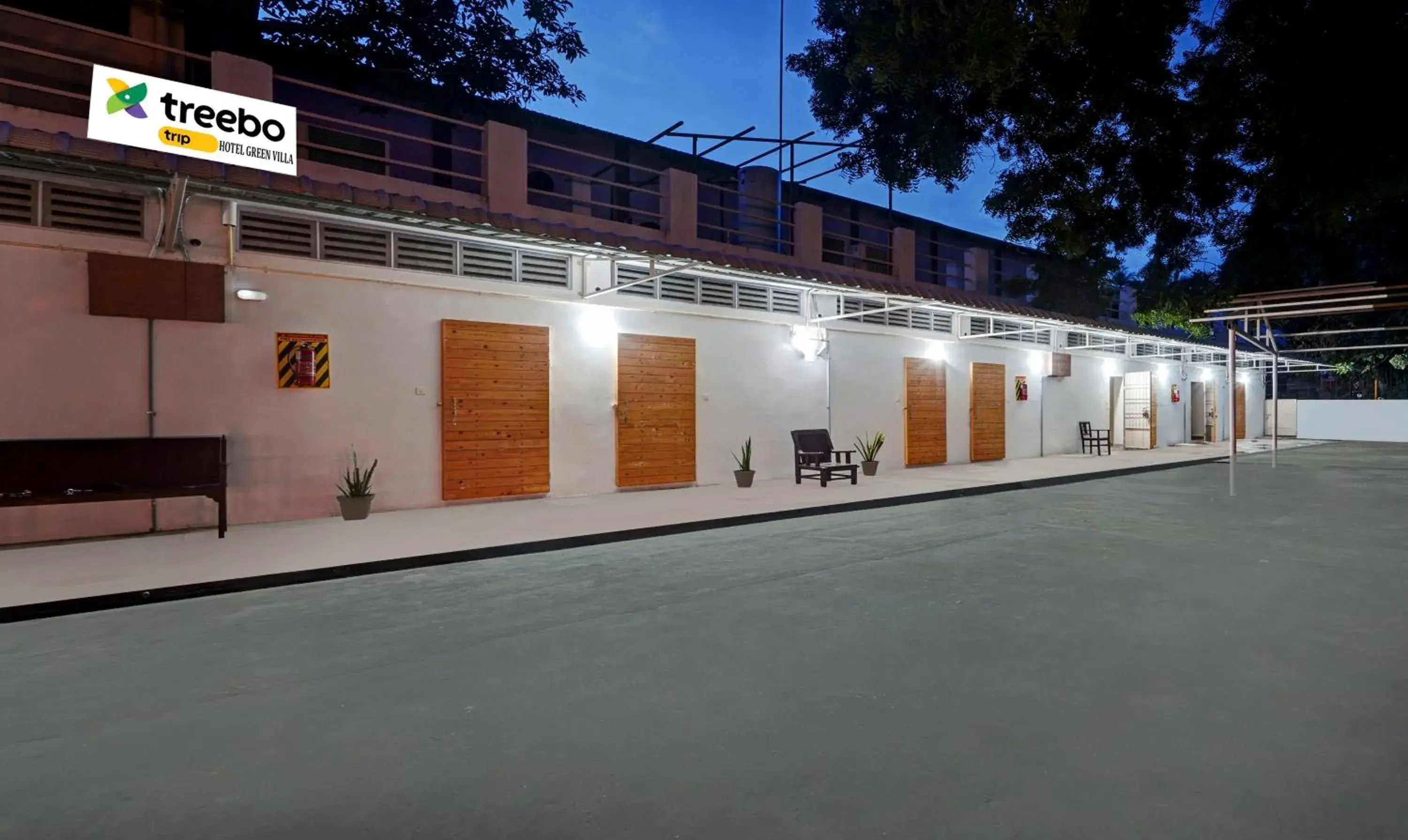 Property building in Itsy Hotels Green Villaa, 2 Km From Pondicherry Railway Station Property building in Itsy Hotels Green Villaa, 2 Km From Pondicherry Railway Station