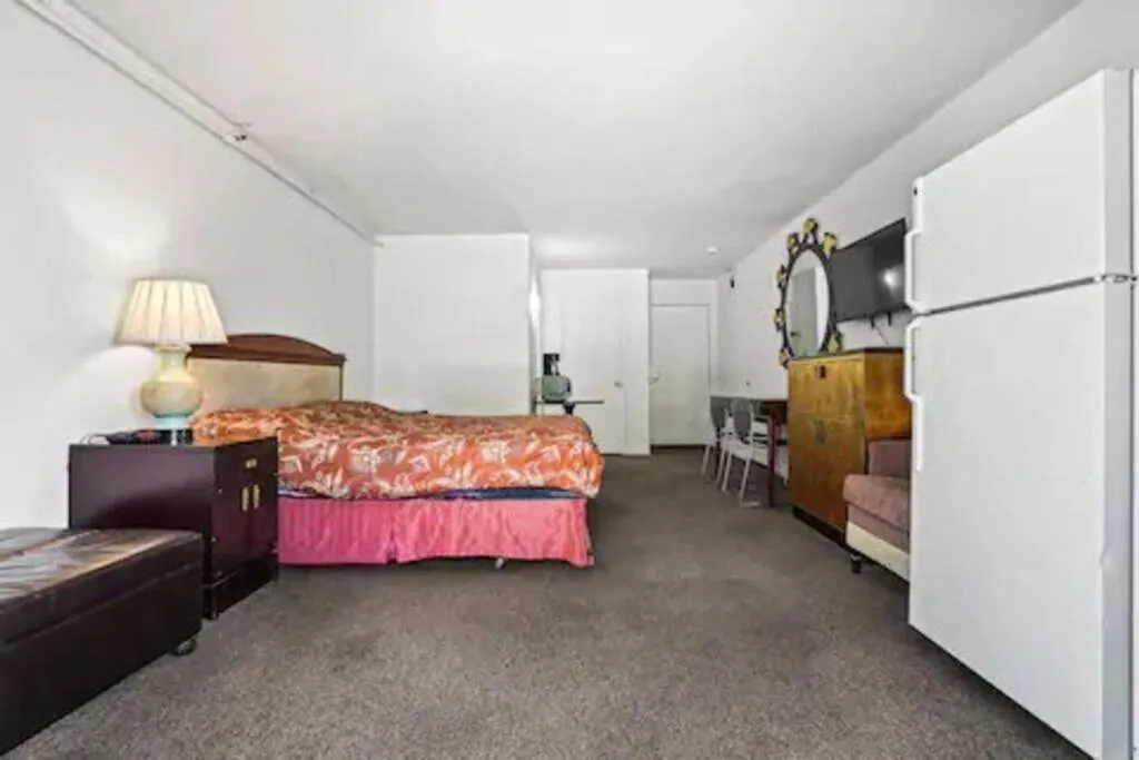 Bed in Mission Peak Lodge