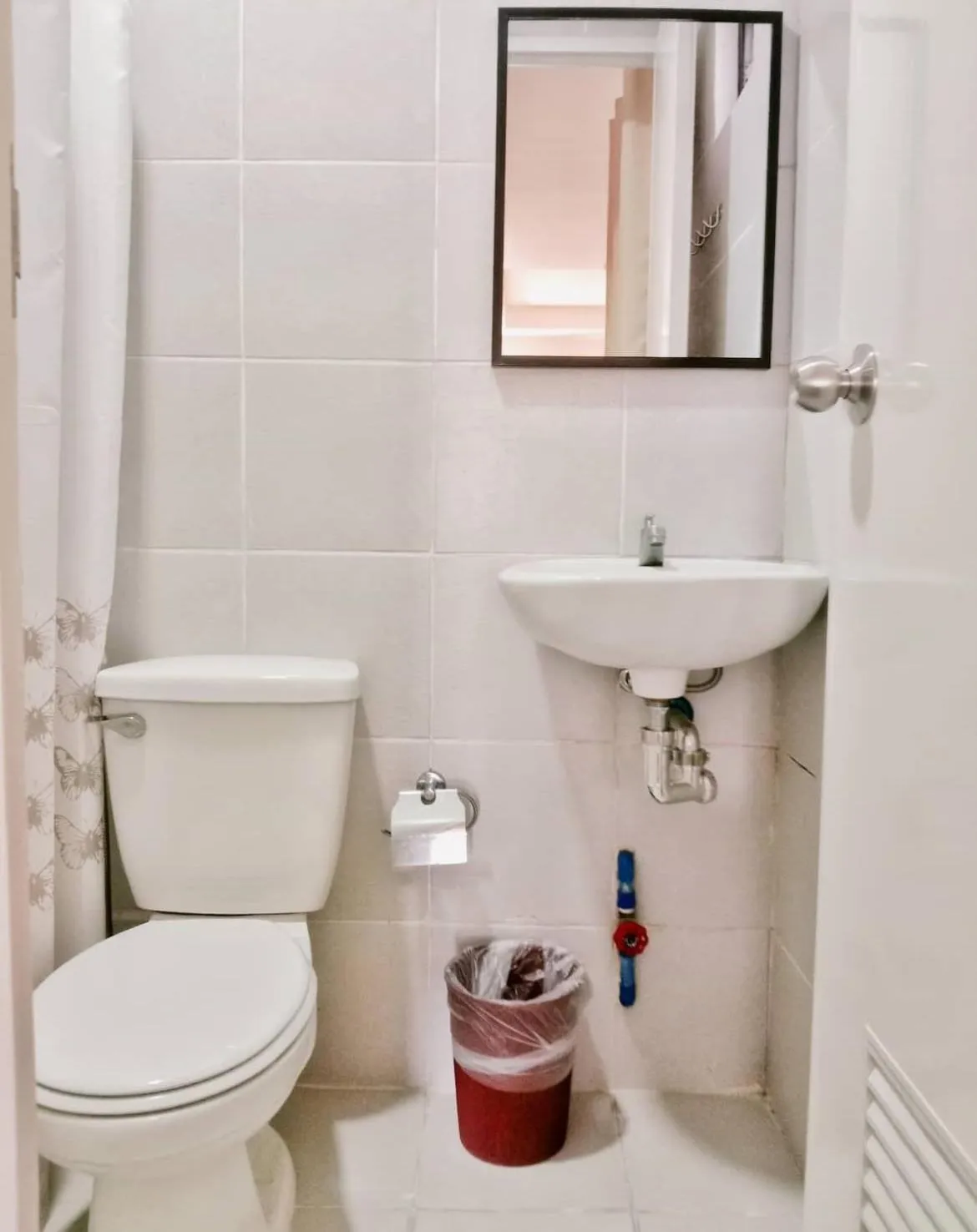 Bathroom in Maria Cristesa Condotel