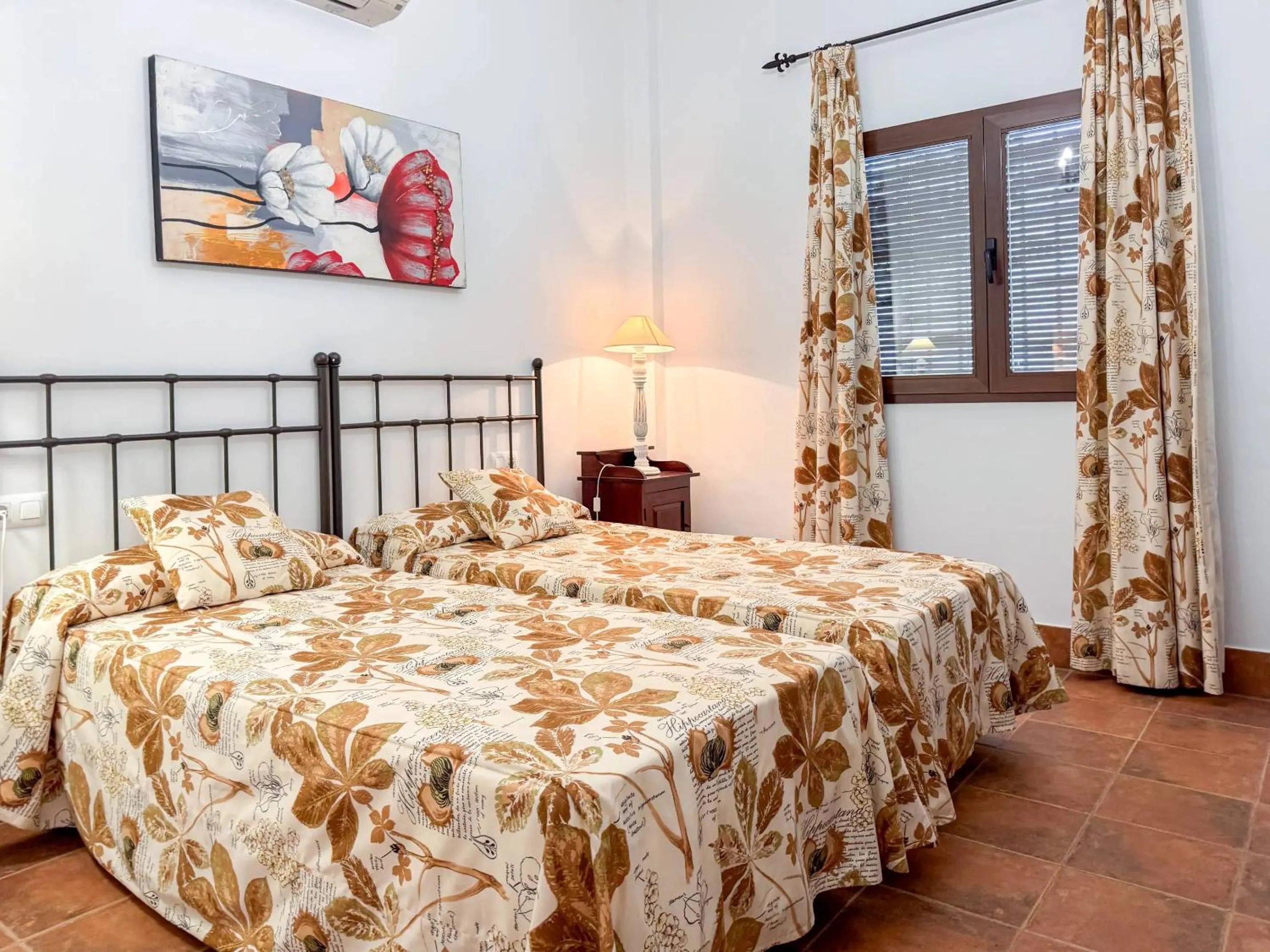 Photo of the whole room, Bed in Hotel Valsequillo