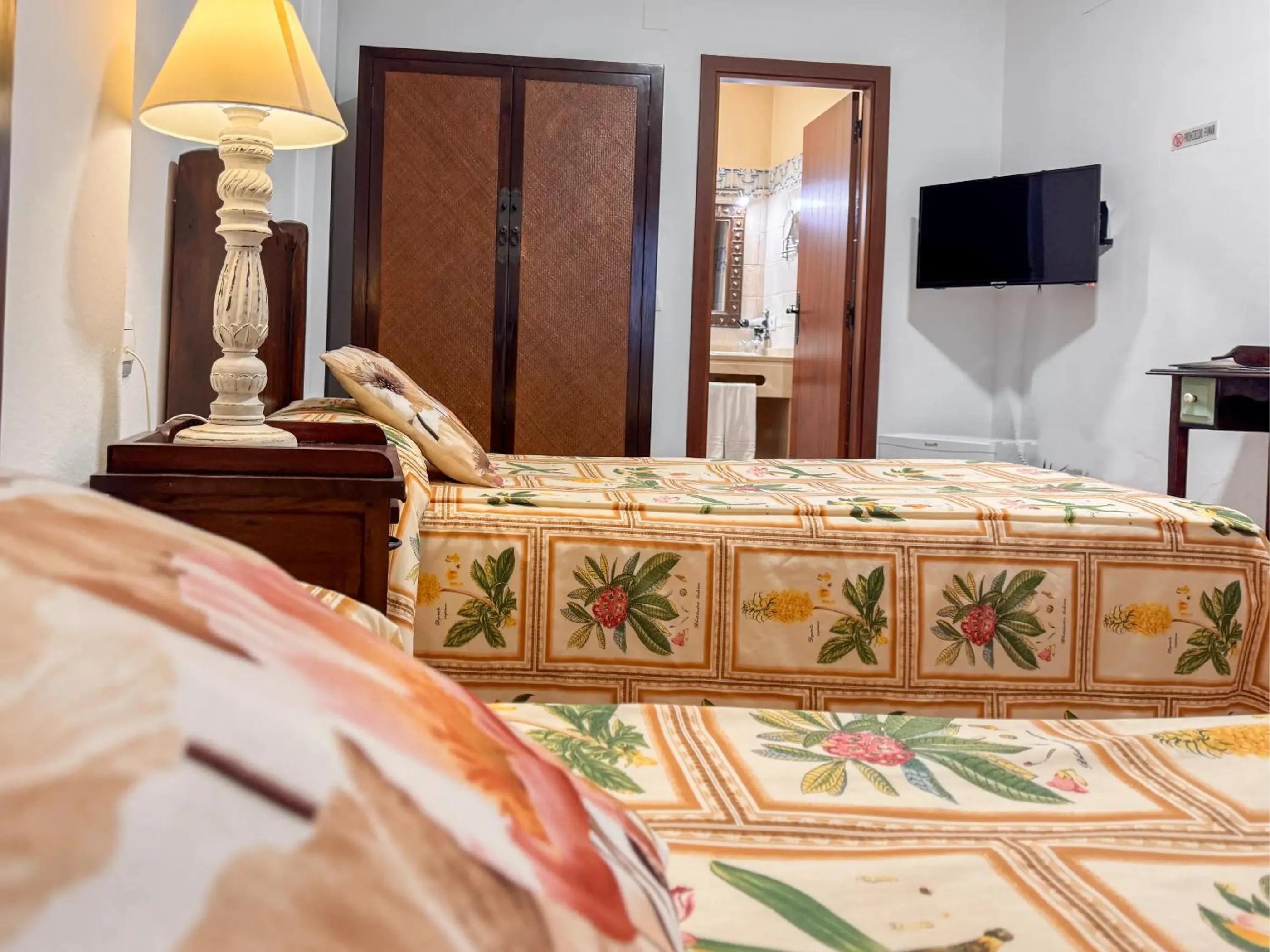 Bed in Hotel Valsequillo