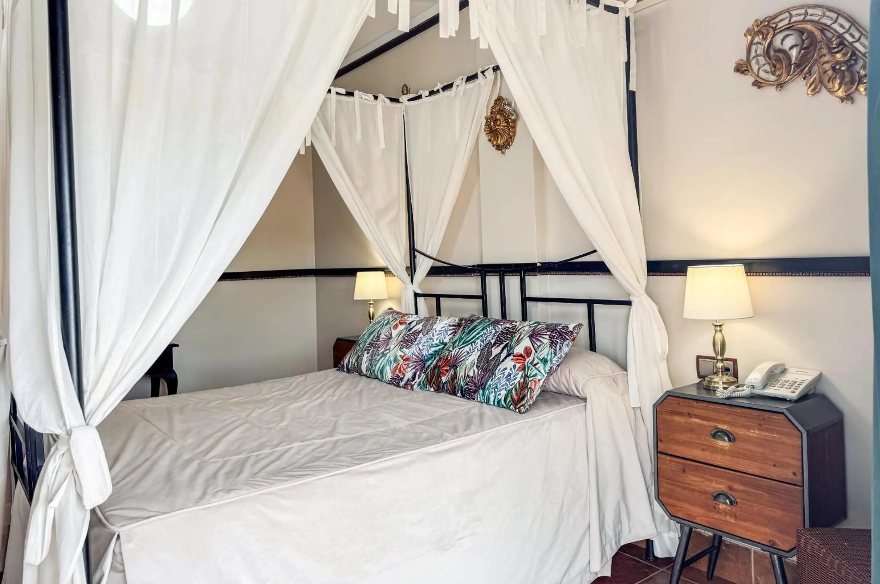 Bed in Hotel Valsequillo