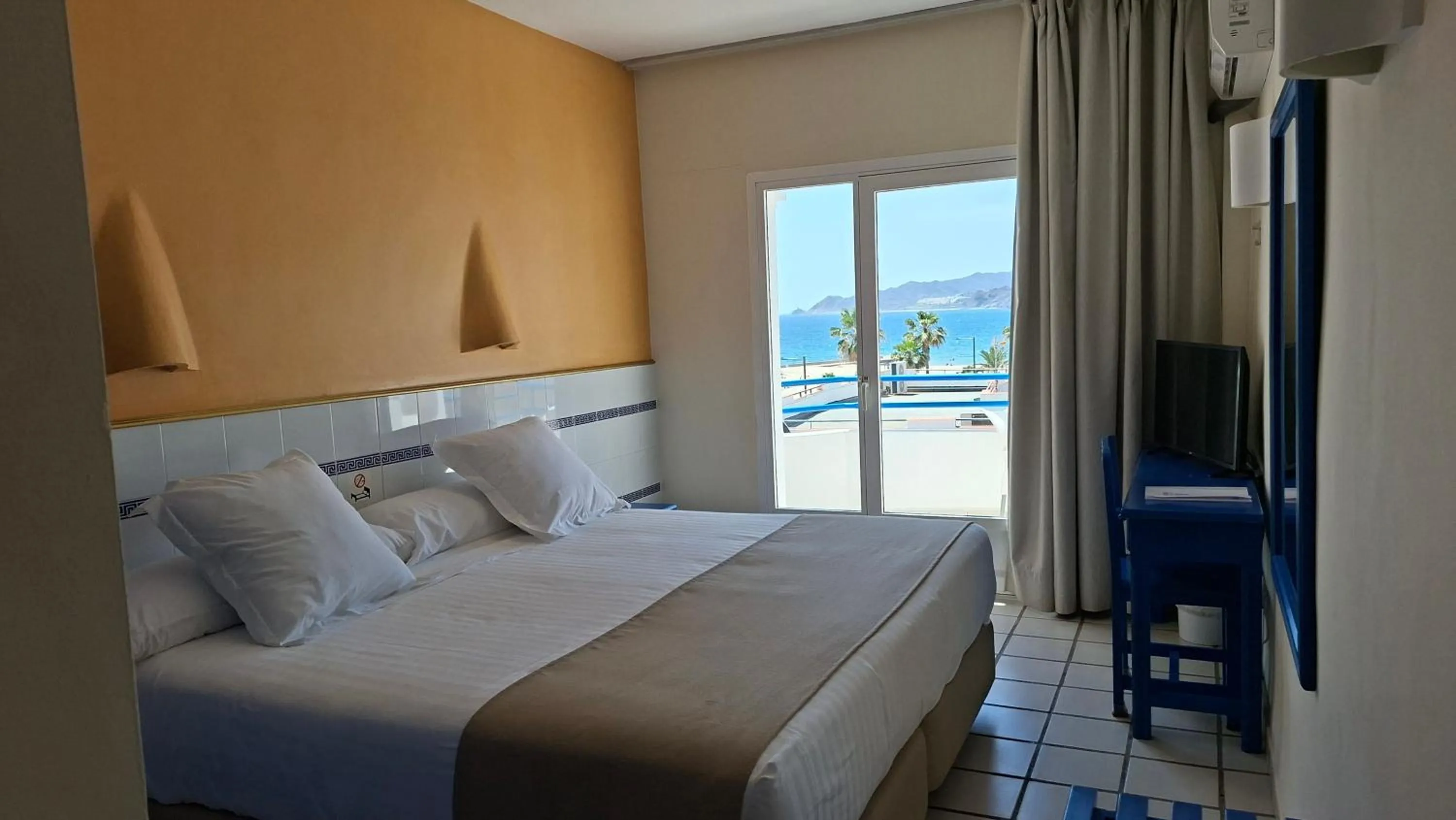 Sea view, Bed in Hotel Playa Bocaina