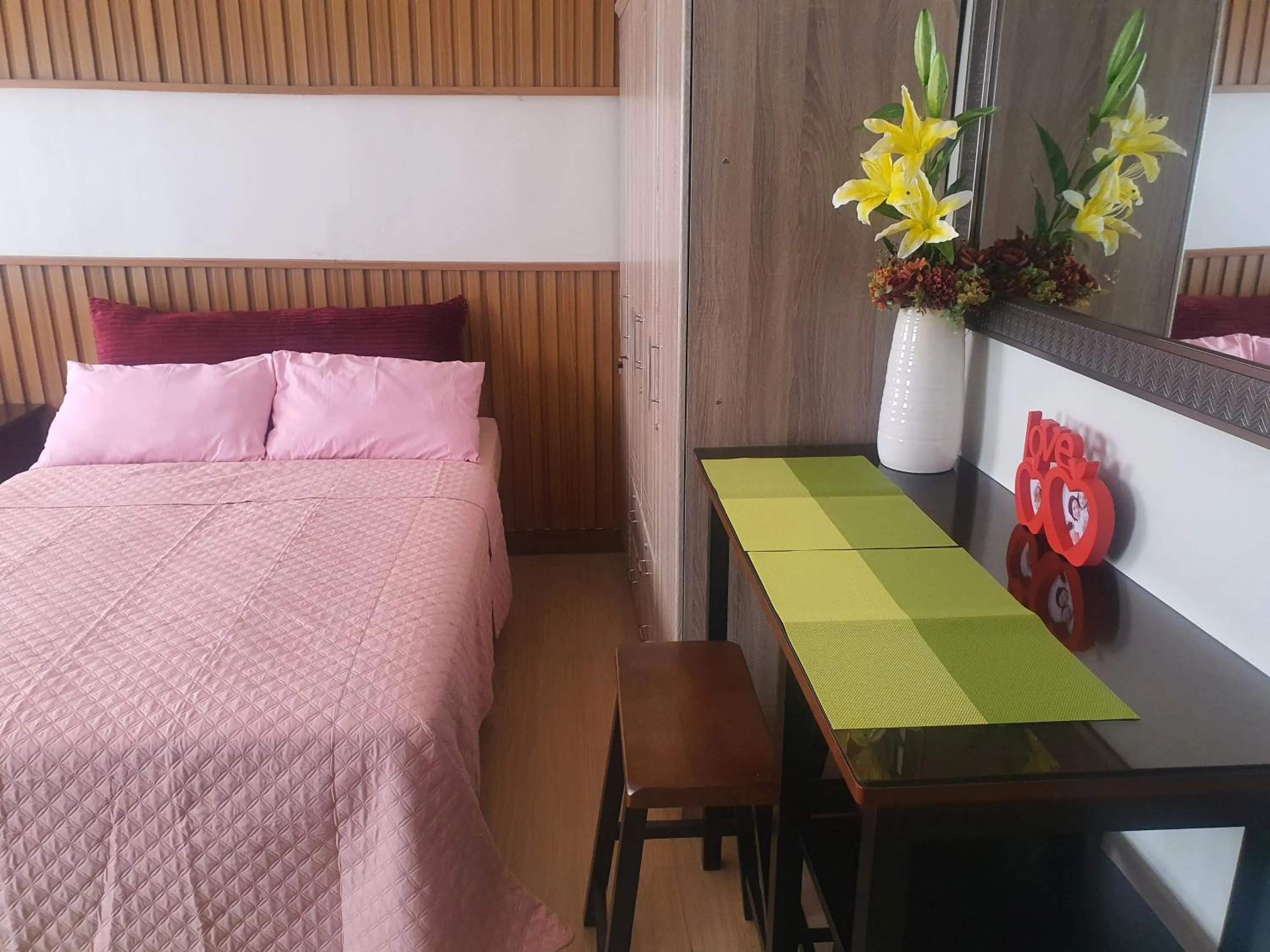 Bed in Staycation ni Inday