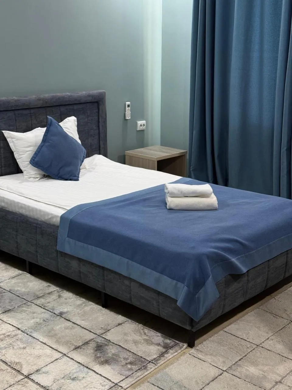 Bed in CITIZEN HOTEL