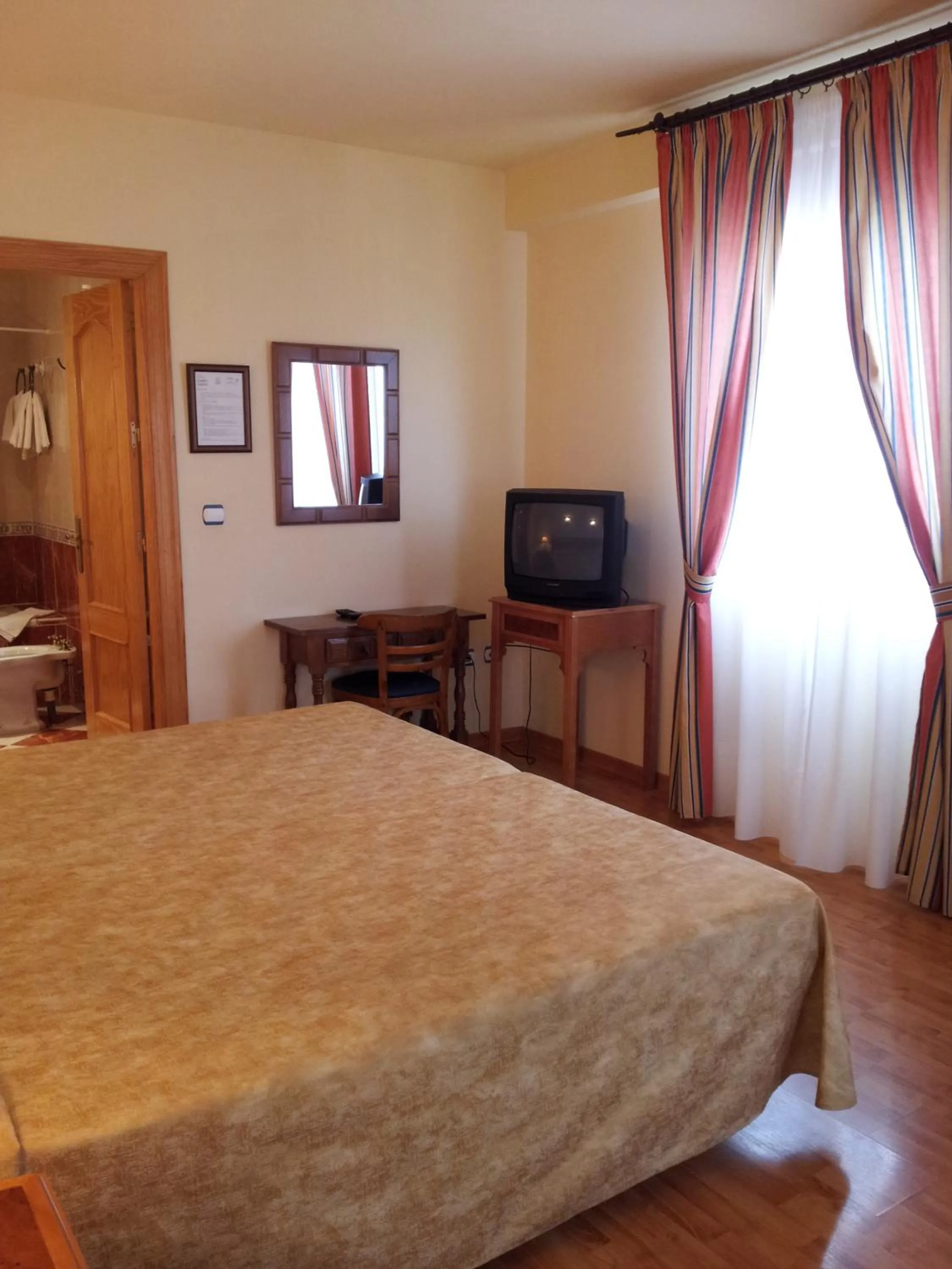 Bedroom, Bed in Castillo Lanjaron