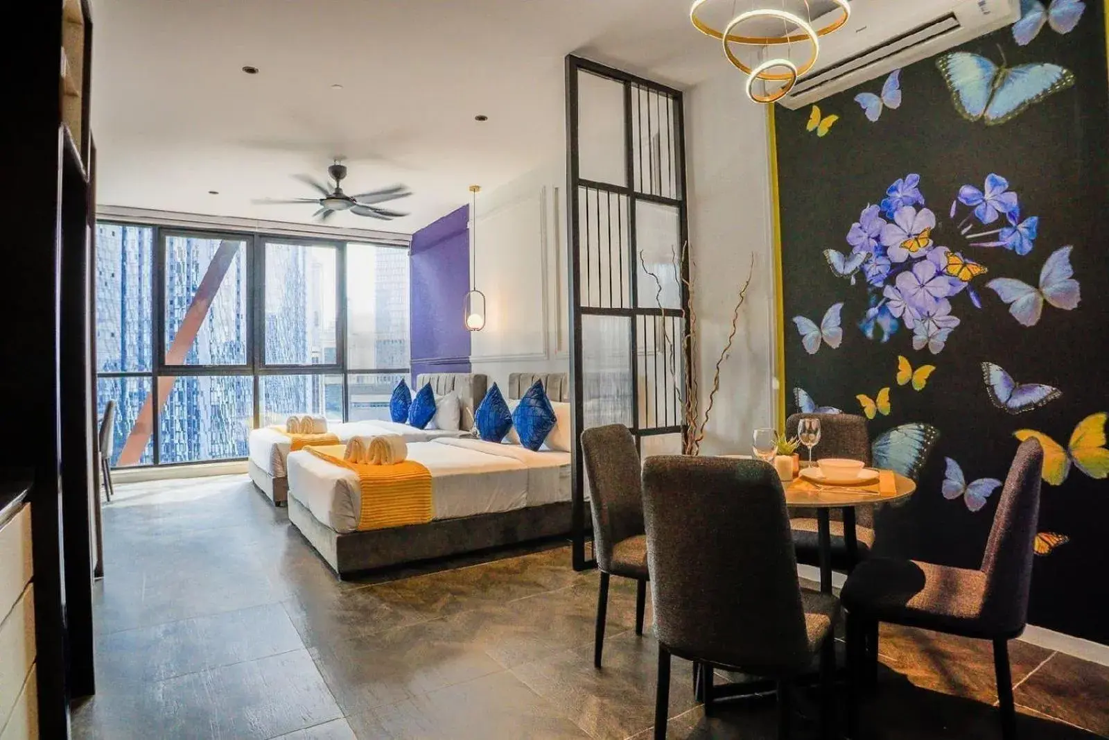 Bed in Scarletz Mana-Mana Suites KLCC Bed in Scarletz Mana-Mana Suites KLCC