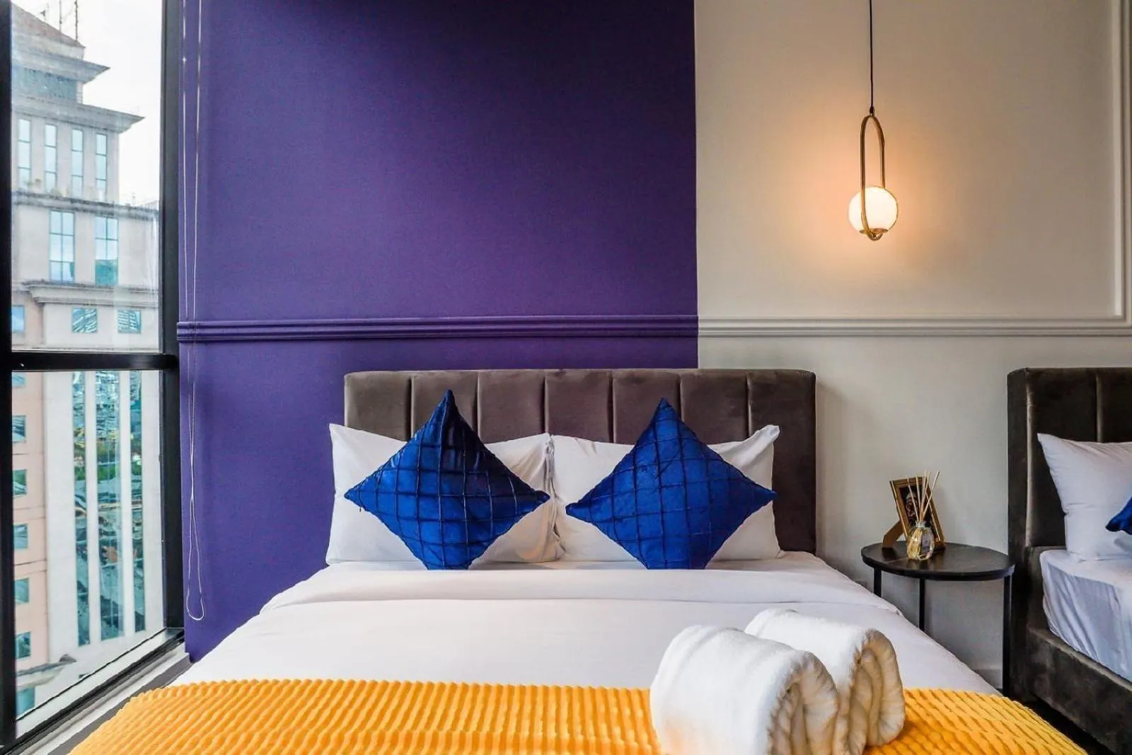 Bed in Scarletz Mana-Mana Suites KLCC