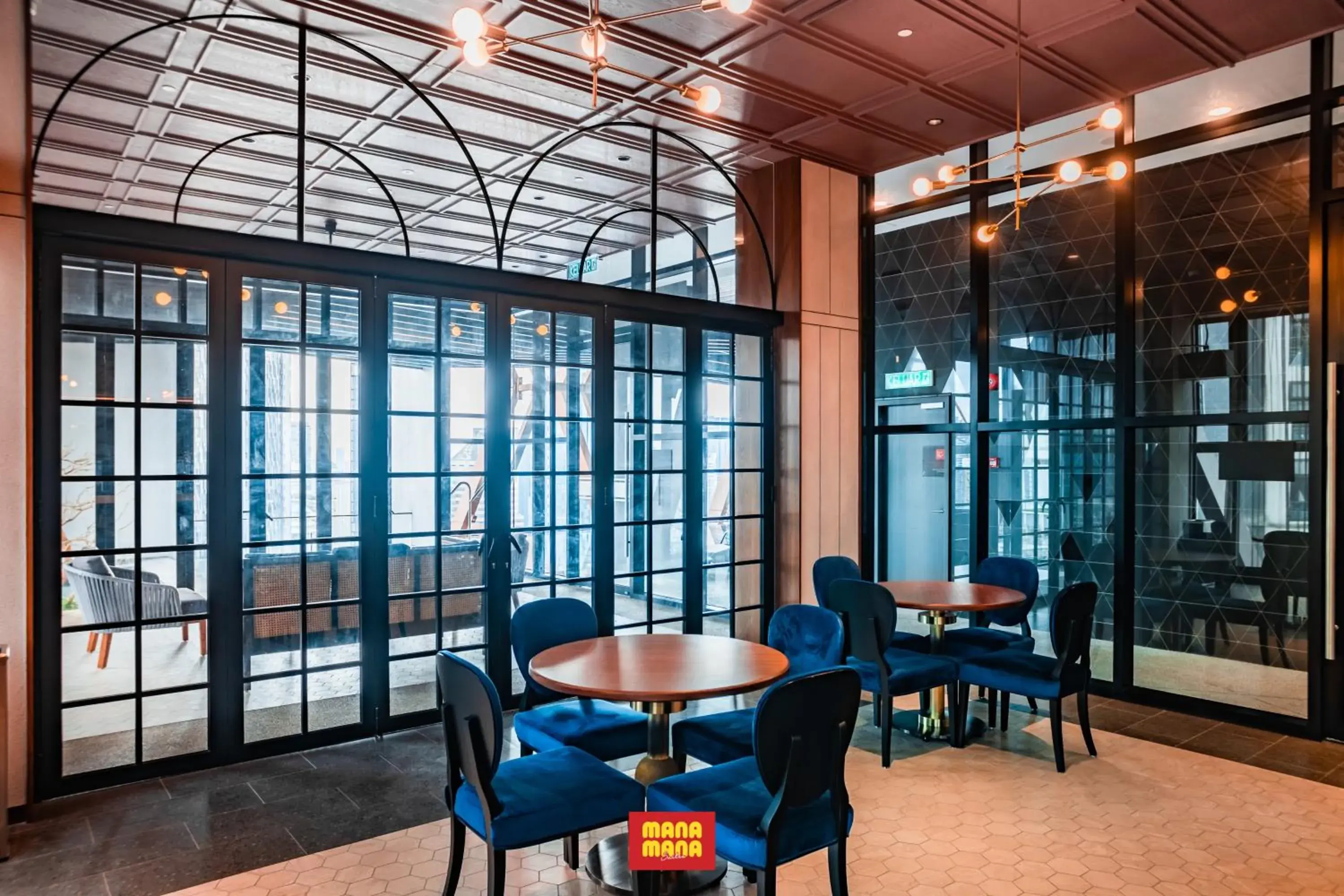 Living room in Scarletz Mana-Mana Suites KLCC Living room in Scarletz Mana-Mana Suites KLCC