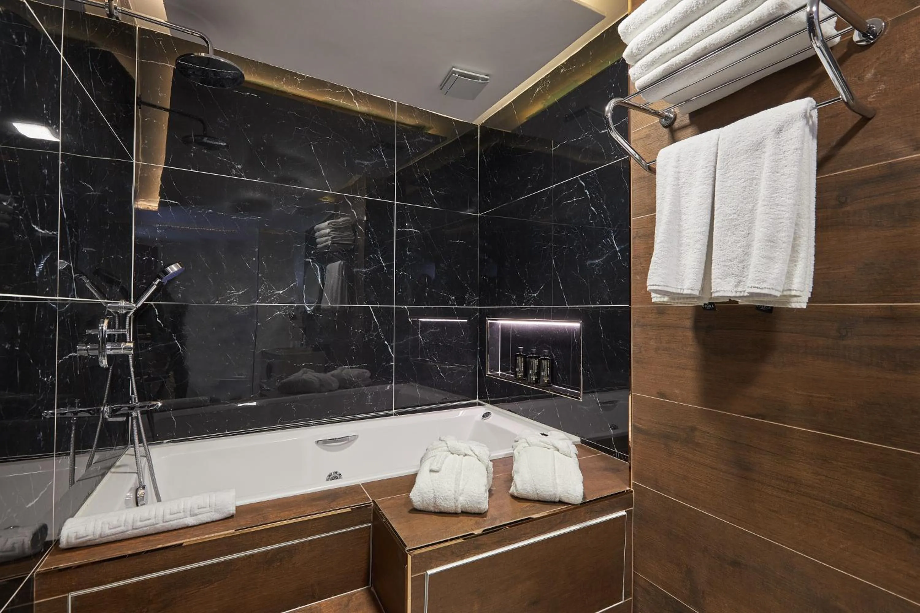 Bathroom in Trademark Collection by Wyndham Operla Istanbul Airport Hotels