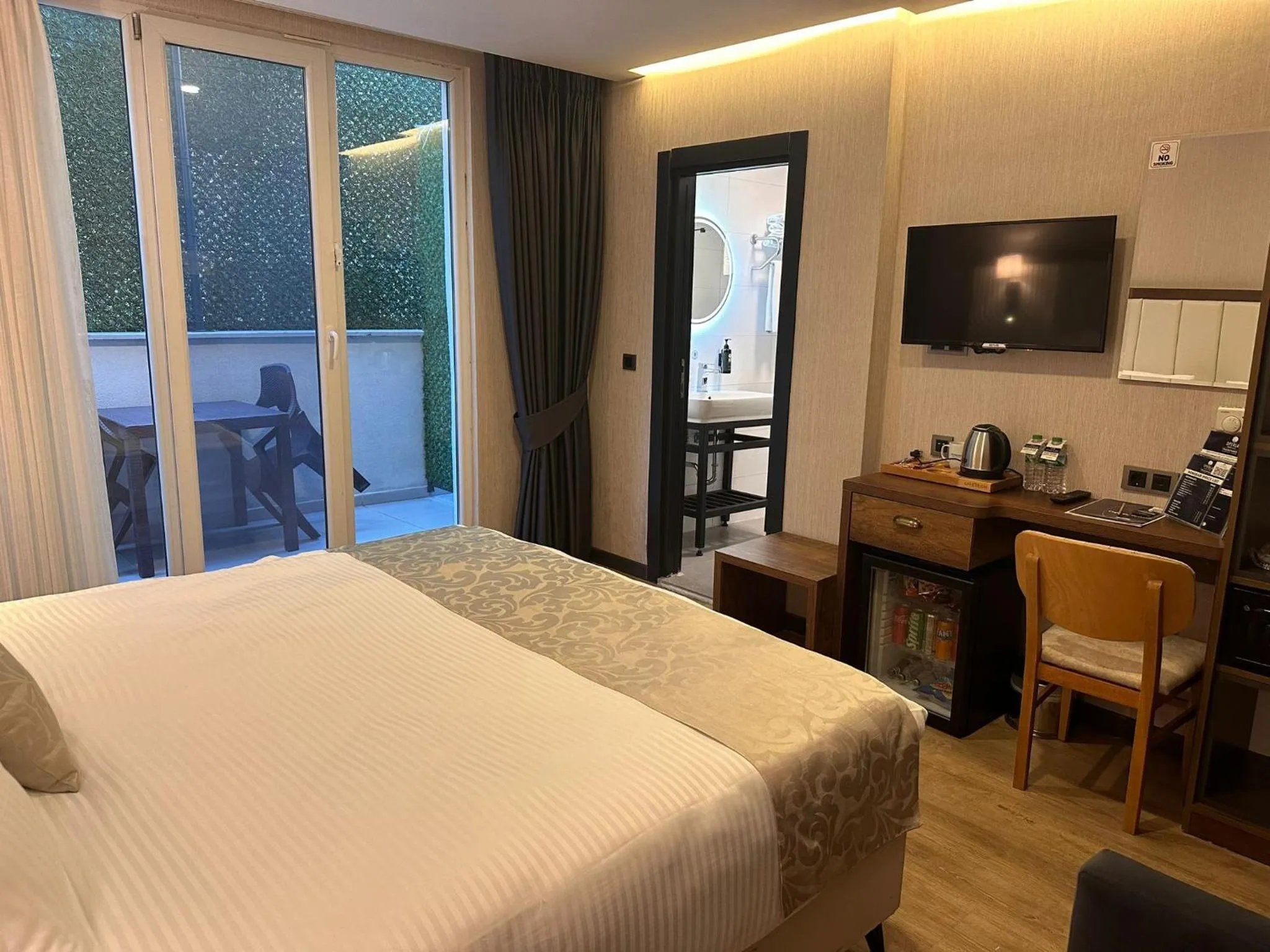 Bed in Trademark Collection by Wyndham Operla Istanbul Airport Hotels