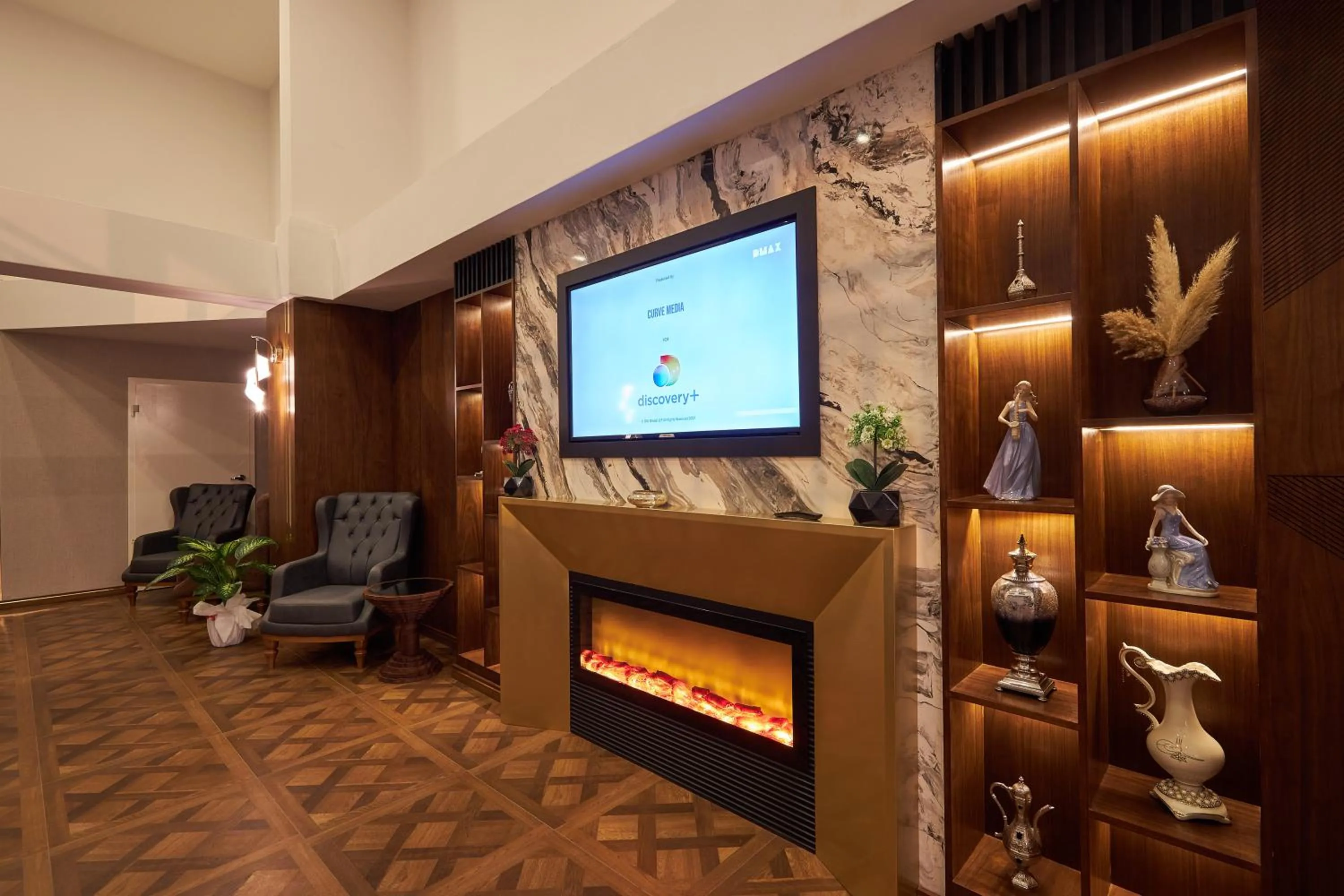 Communal lounge/ TV room in Trademark Collection by Wyndham Operla Istanbul Airport Hotels