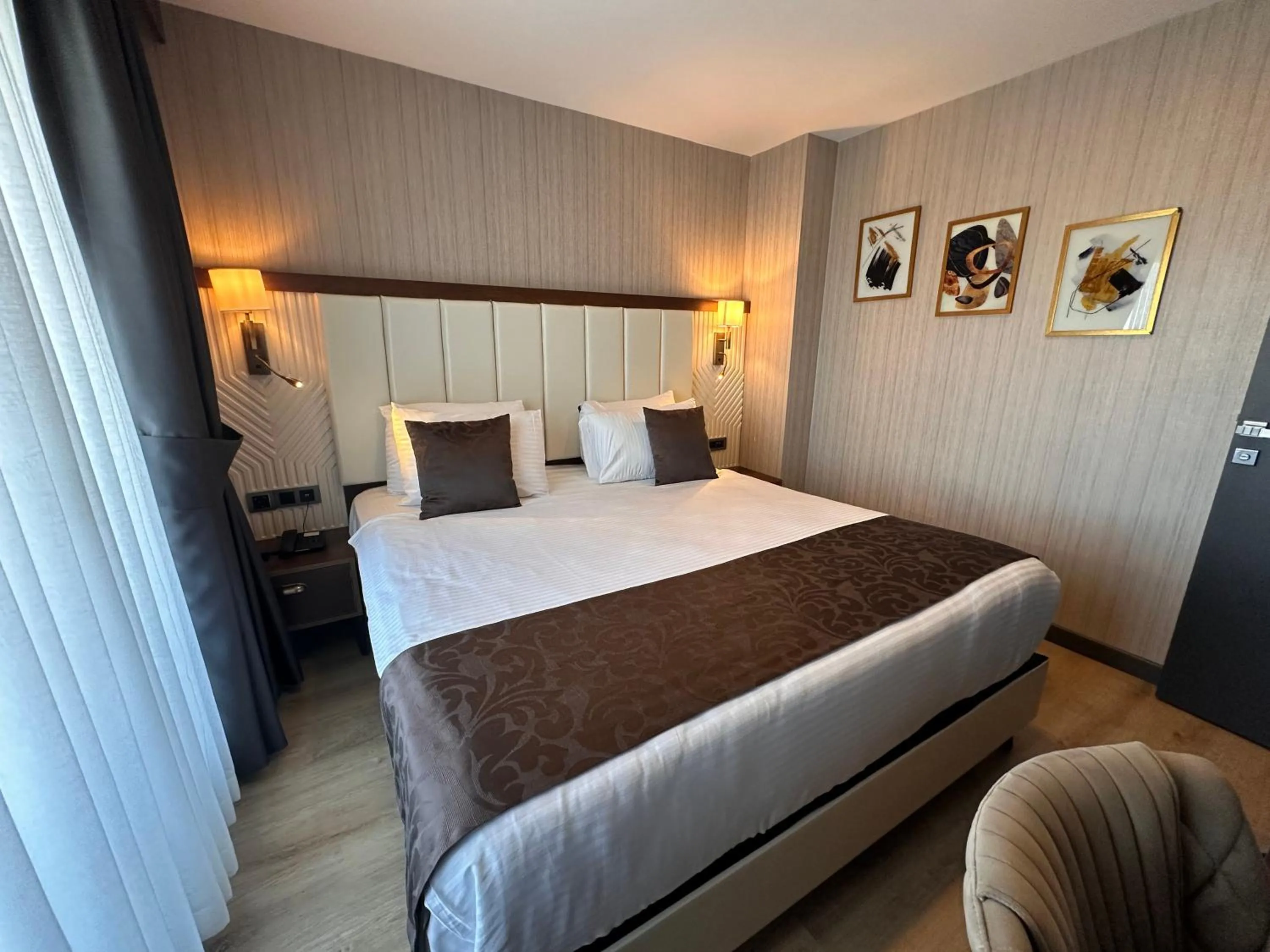 Photo of the whole room, Bed in Trademark Collection by Wyndham Operla Istanbul Airport Hotels