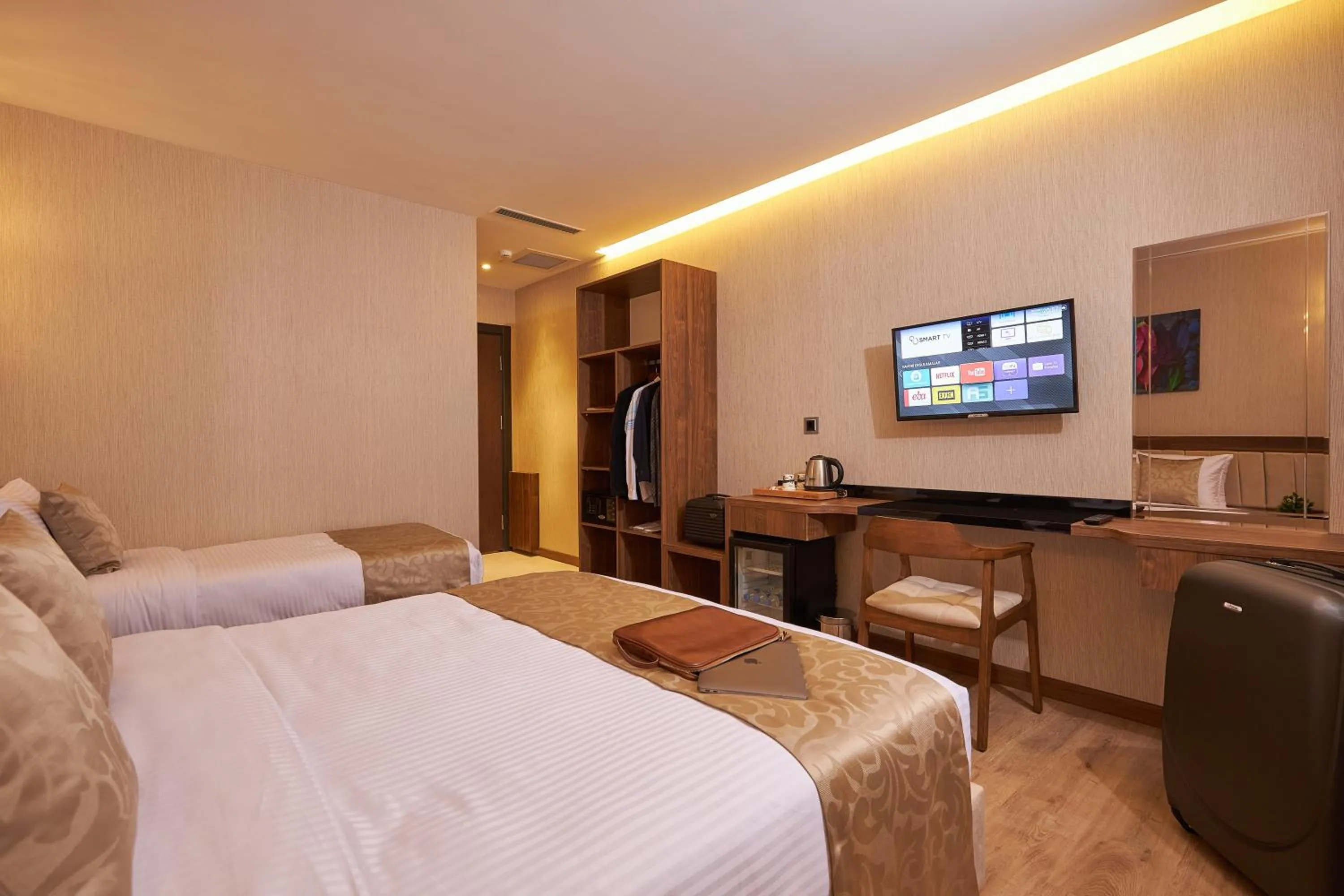 Communal lounge/ TV room, Bed in Trademark Collection by Wyndham Operla Istanbul Airport Hotels