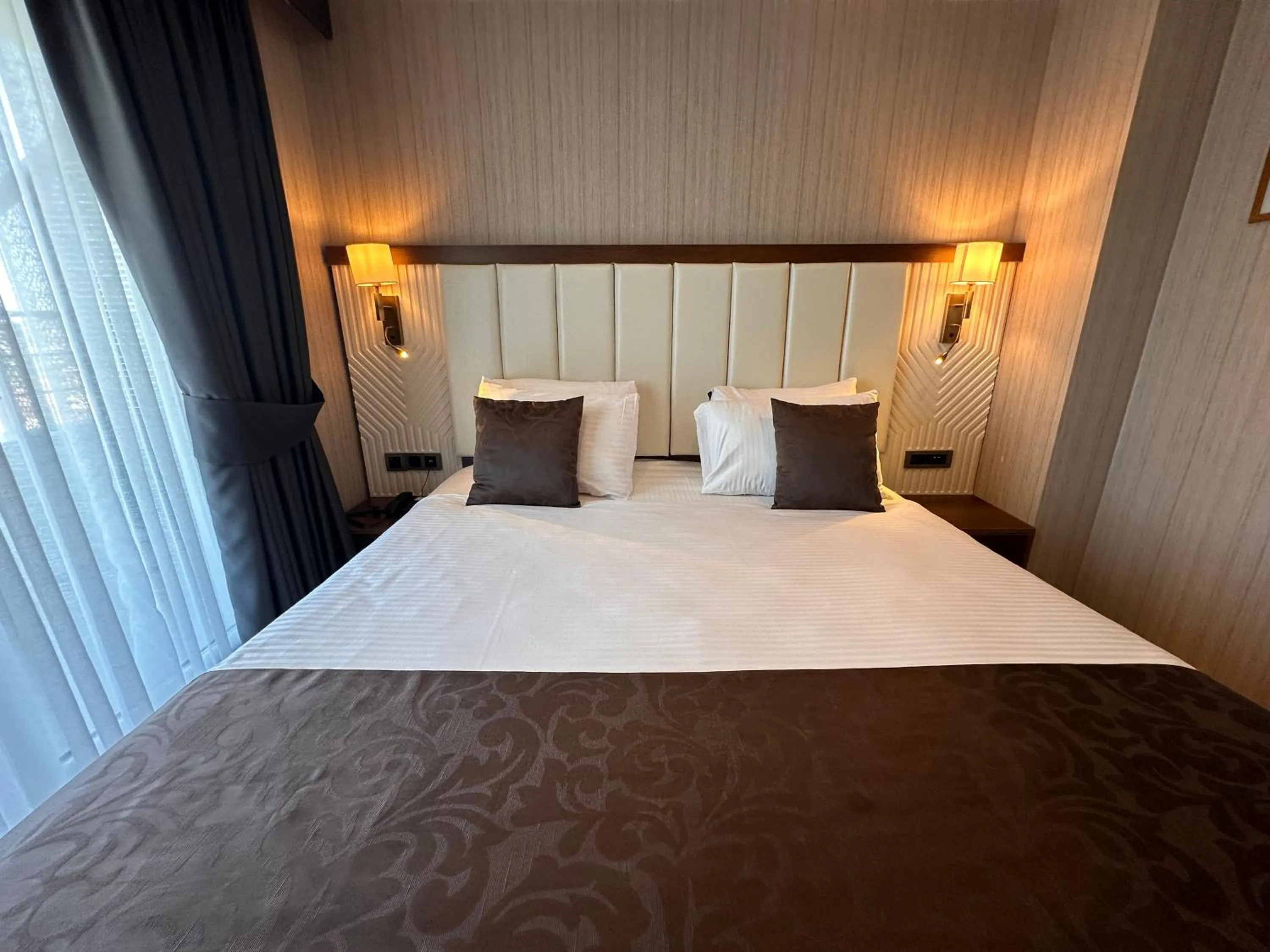 Photo of the whole room, Bed in Trademark Collection by Wyndham Operla Istanbul Airport Hotels