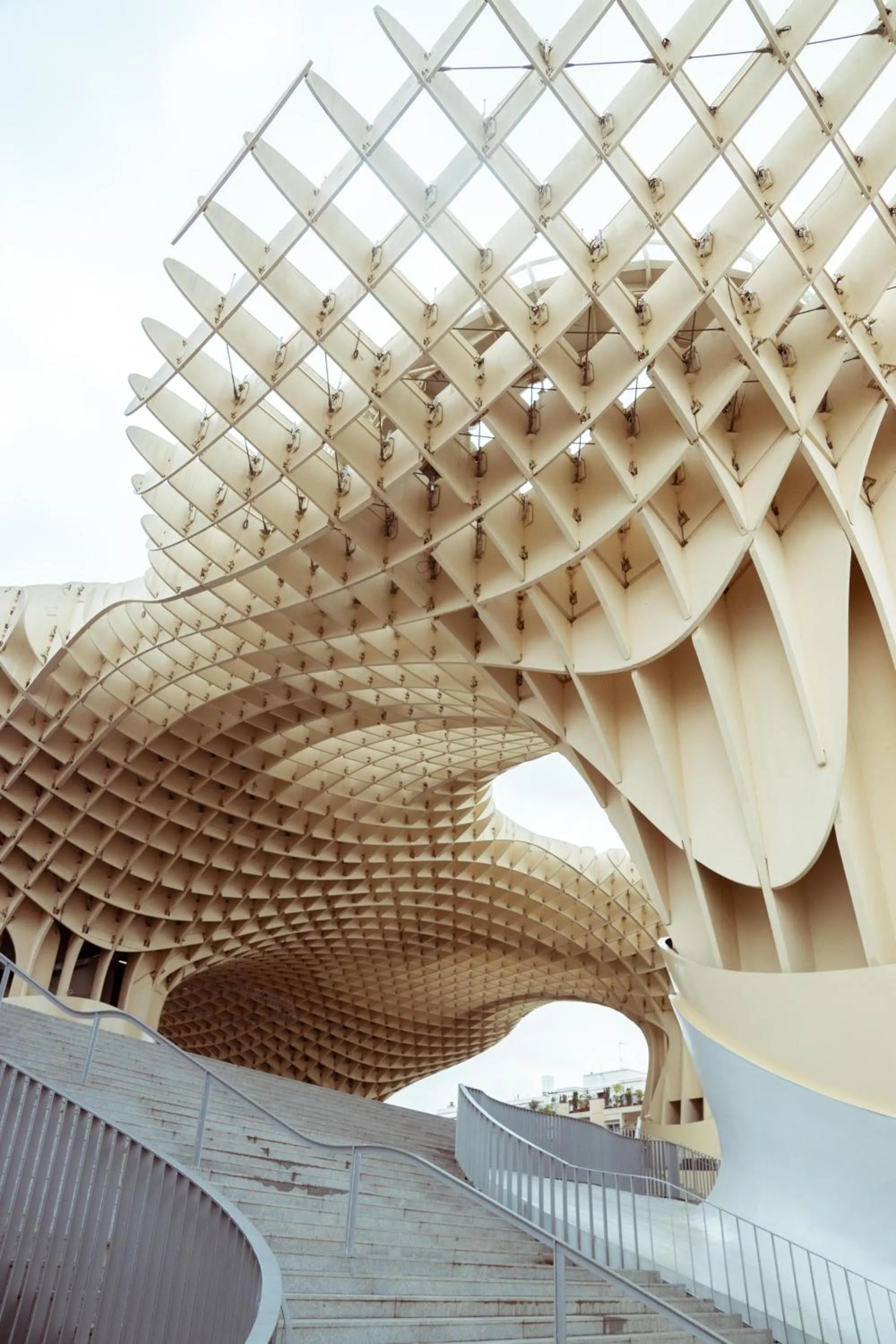 Nearby landmark in BYPILLOW Abril