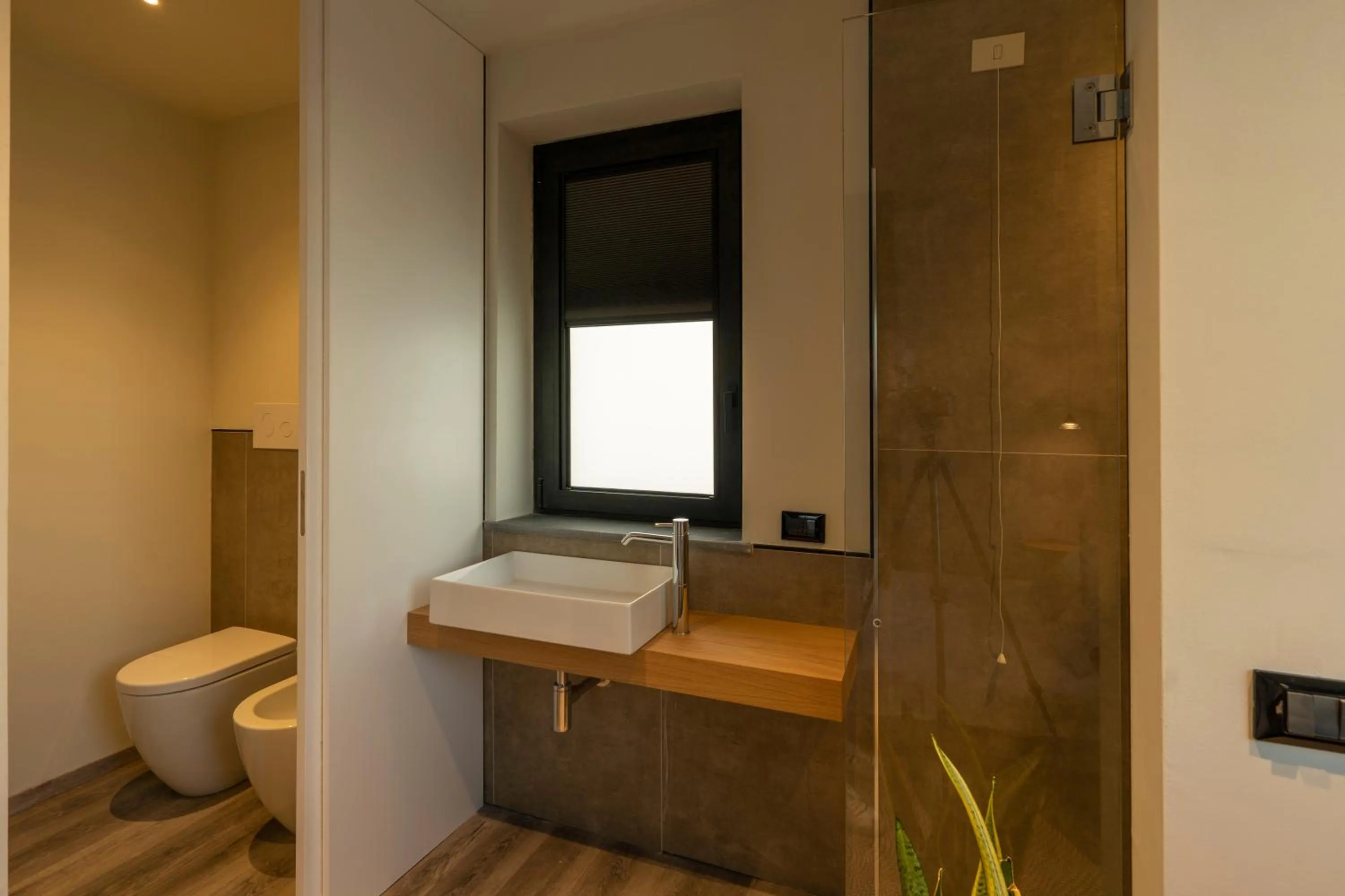 Toilet in Insulae Resort