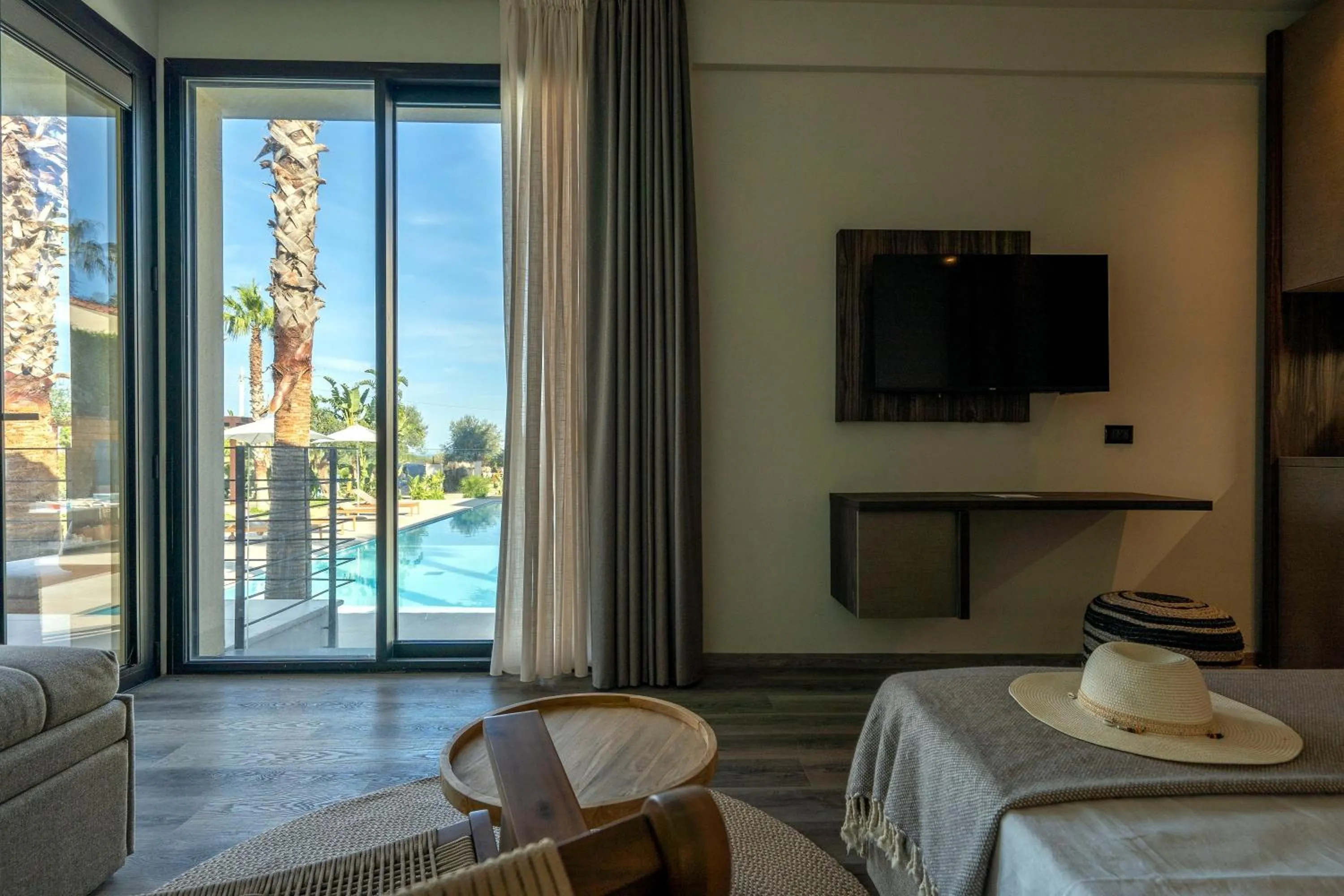 View (from property/room), Bed in Insulae Resort