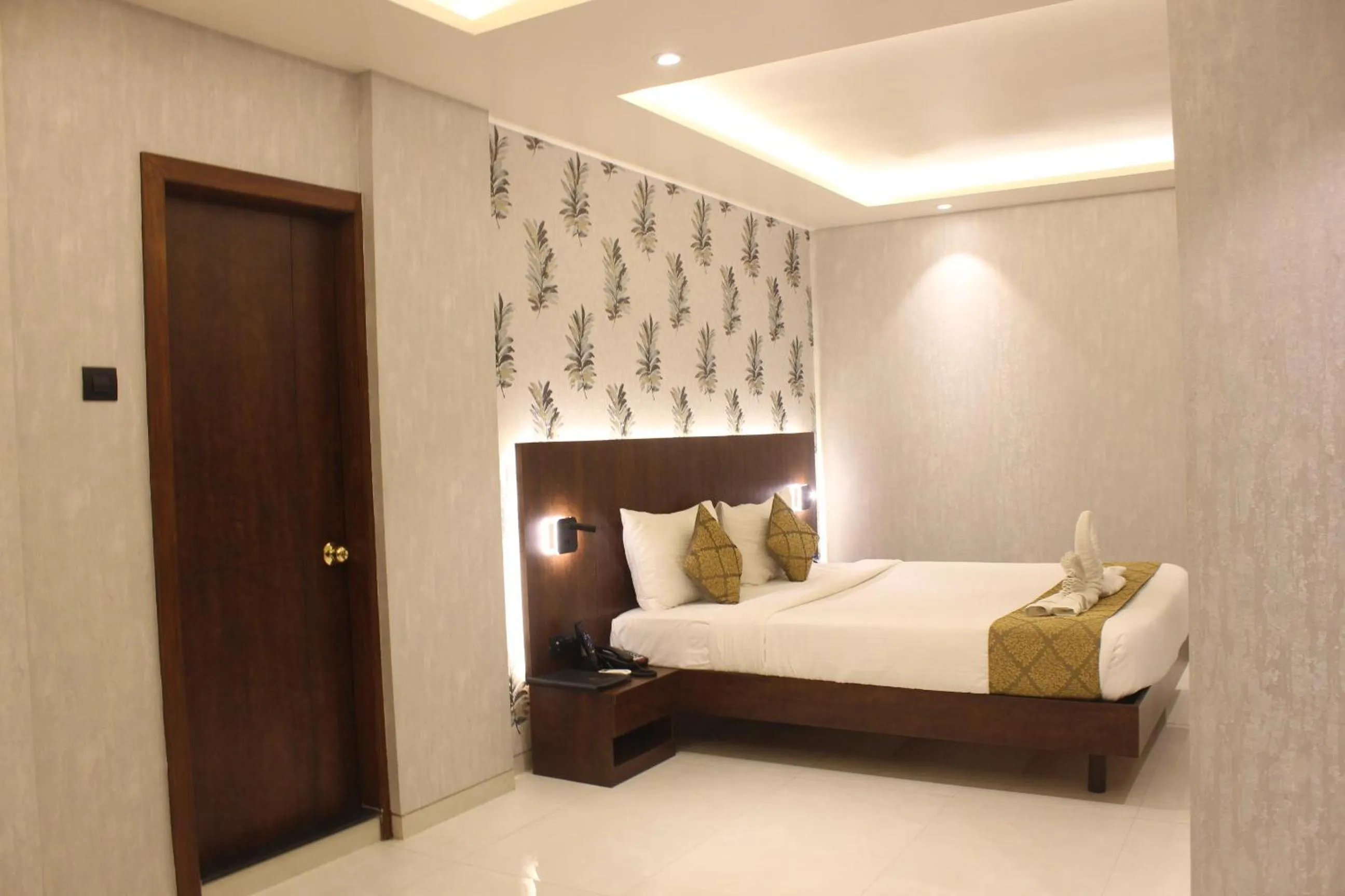 Bed in Hotel Madhuban