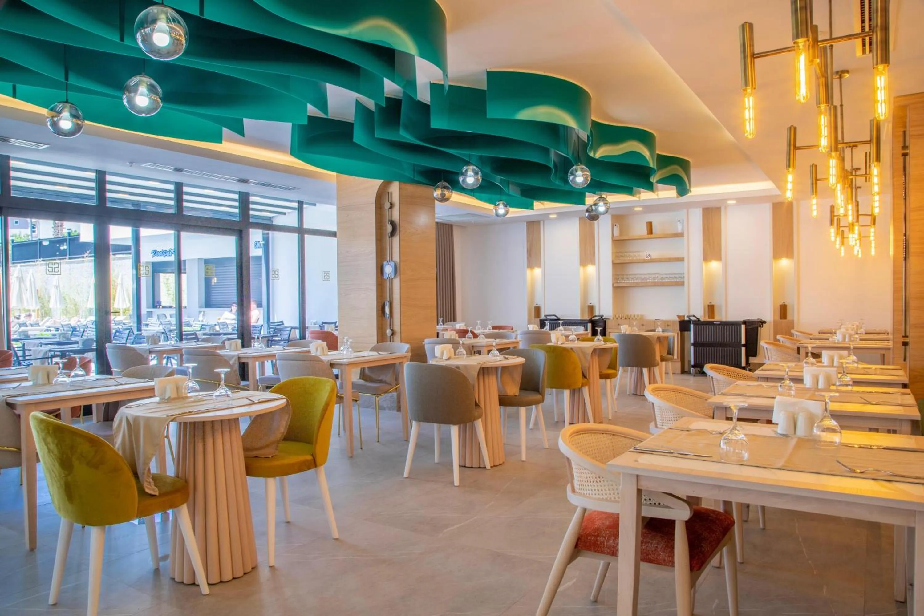 Restaurant/places to eat in Side Zeugma Hotel - Adult Only 16 Plus