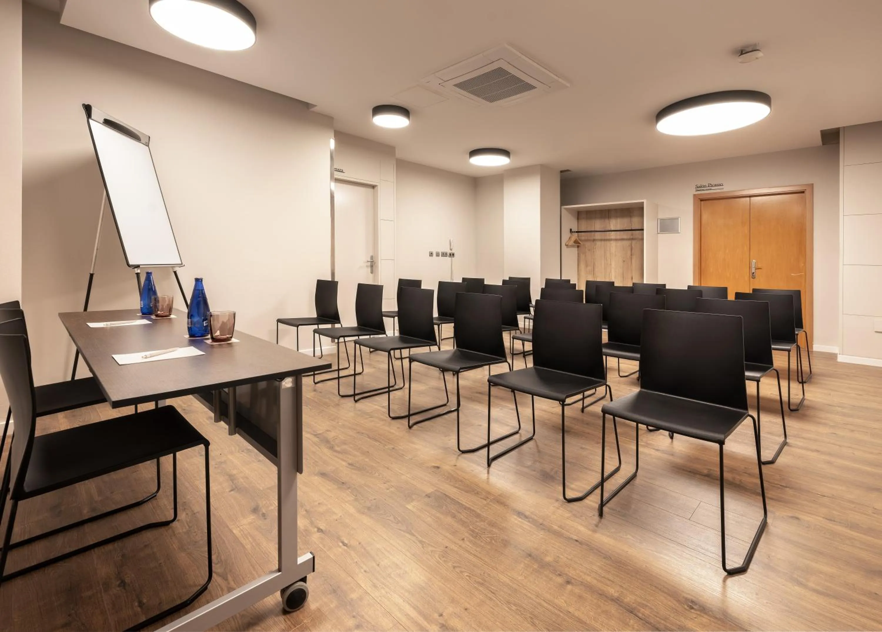 Meeting/conference room in Hotel Málaga Alameda Centro Affiliated by Meliá