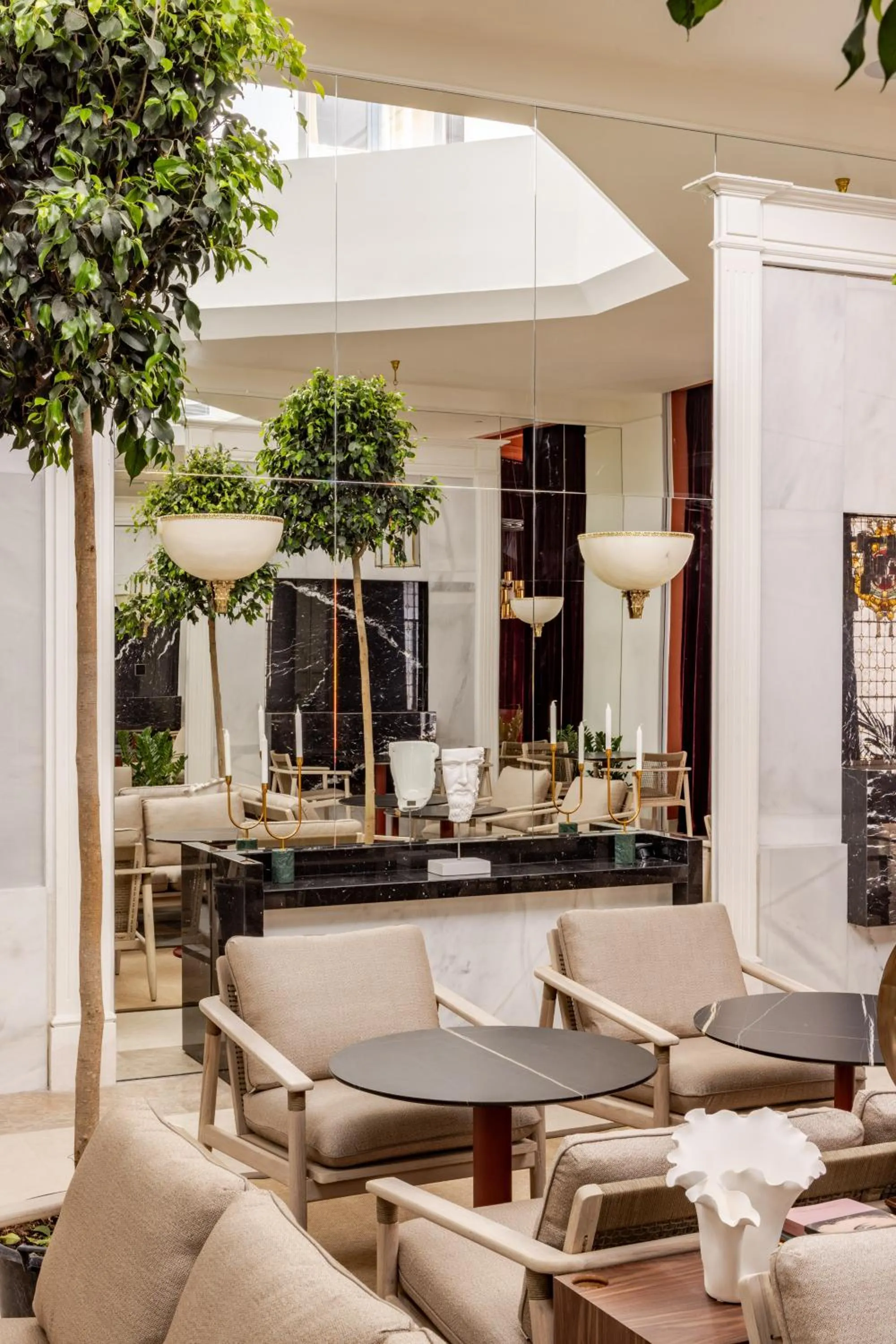 Facade/entrance in Casa de las Artes, member of Meliá Collection