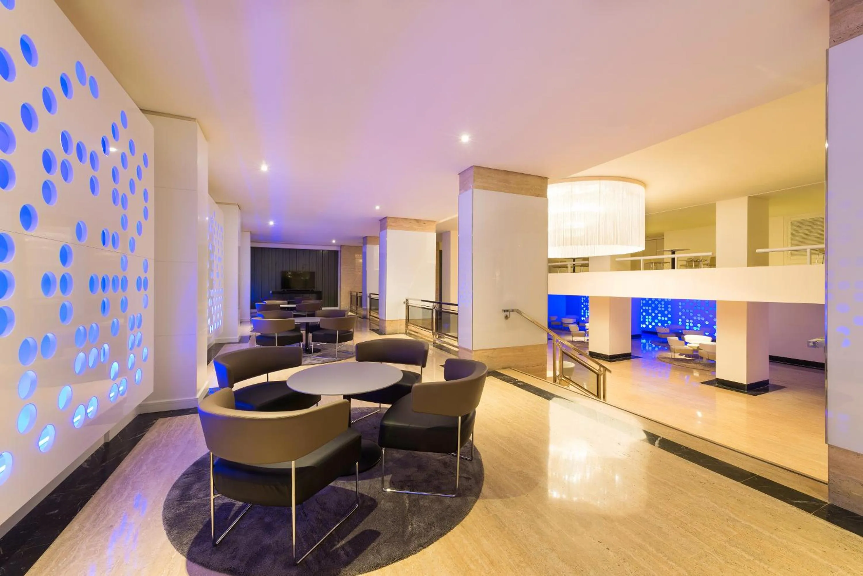 Communal lounge/ TV room in Hotel Palma Bellver , Affiliated by Meliá