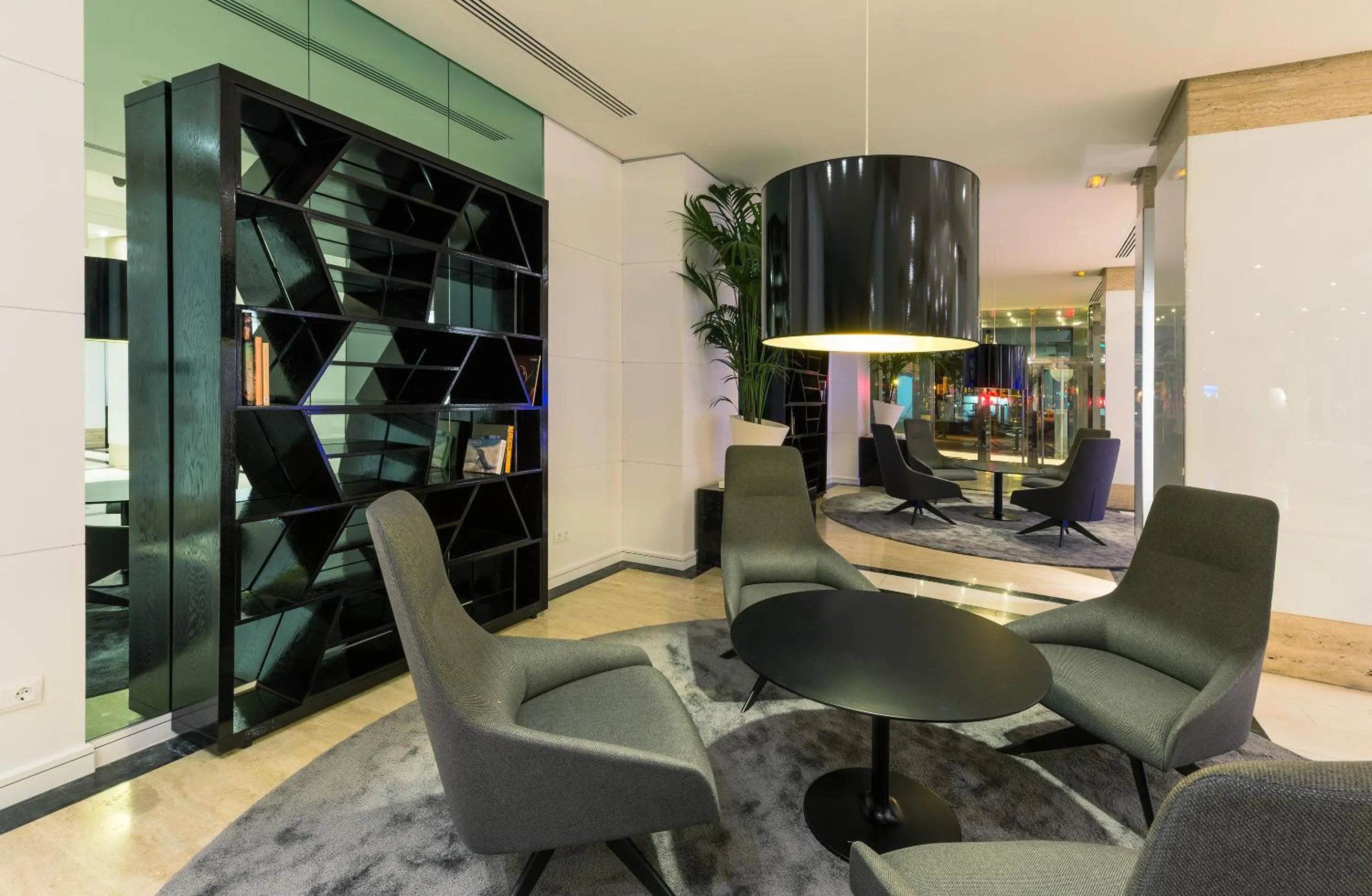 Communal lounge/ TV room in Hotel Palma Bellver , Affiliated by Meliá