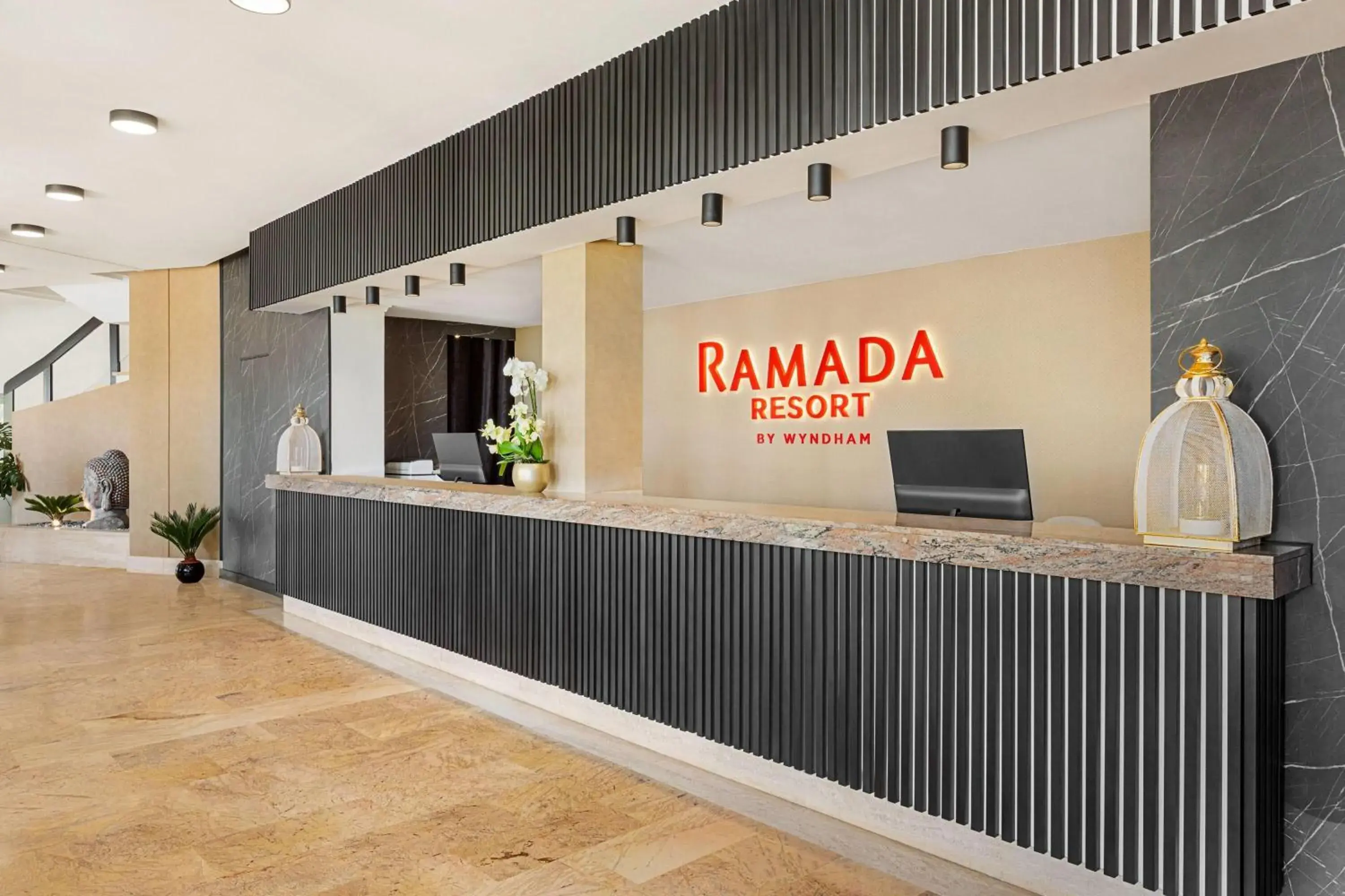 Lobby or reception in Ramada Resort by Wyndham Puerto de Mazarron Lobby or reception in Ramada Resort by Wyndham Puerto de Mazarron