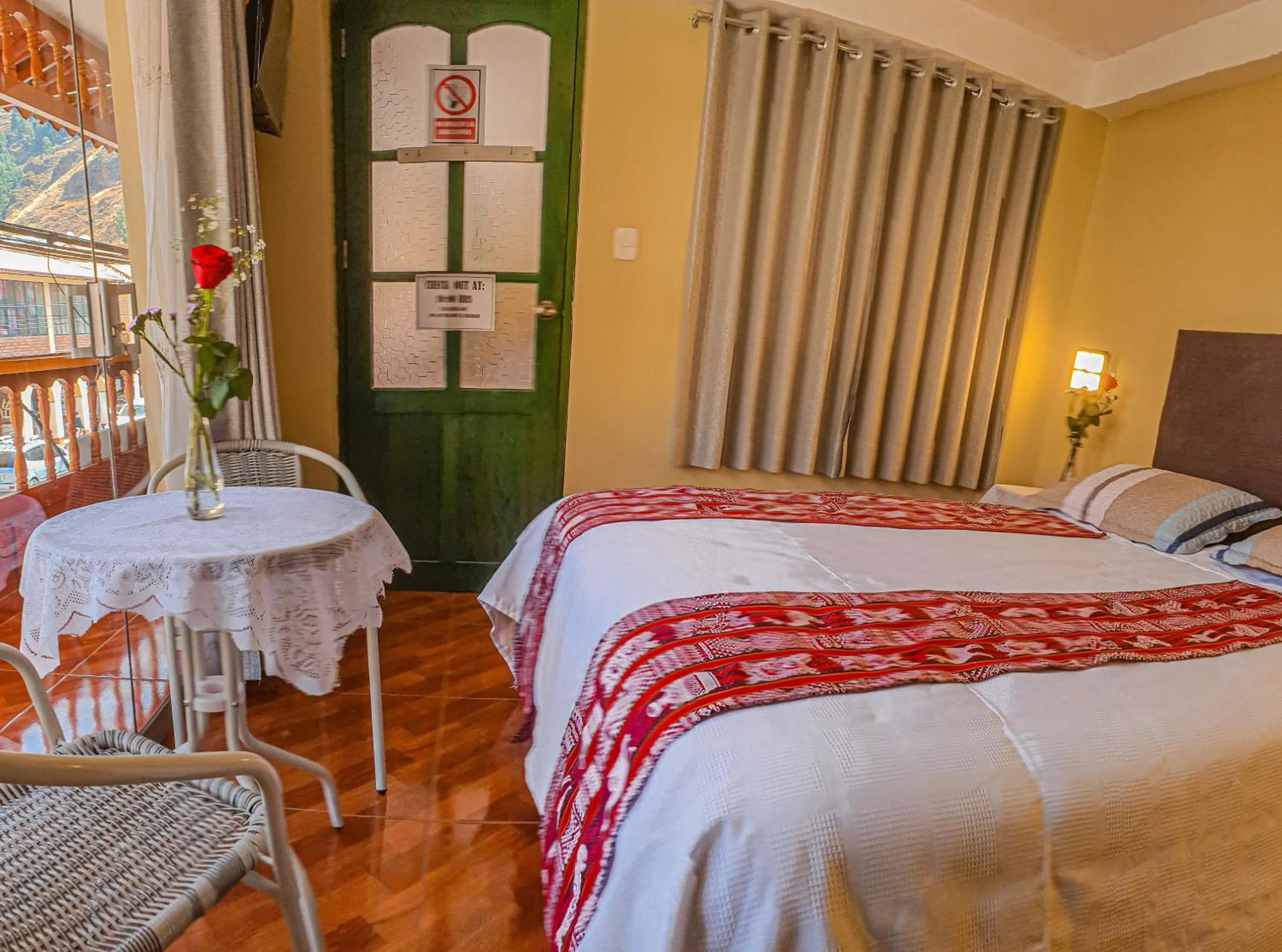 Bedroom, Bed in Hotel Willcamayu