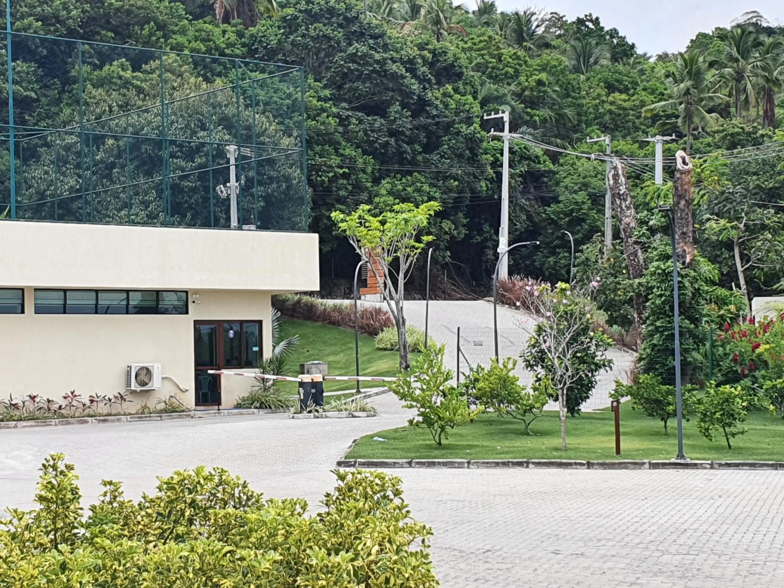 Apartamento terreo no reserva dos Carneiros