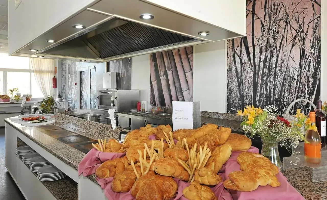 Restaurant/places to eat in Hotel Salobreña Suites Restaurant/places to eat in Hotel Salobreña Suites