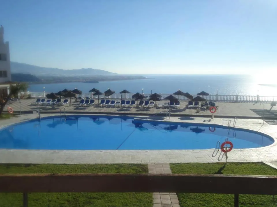 Swimming pool in Hotel Salobreña Suites