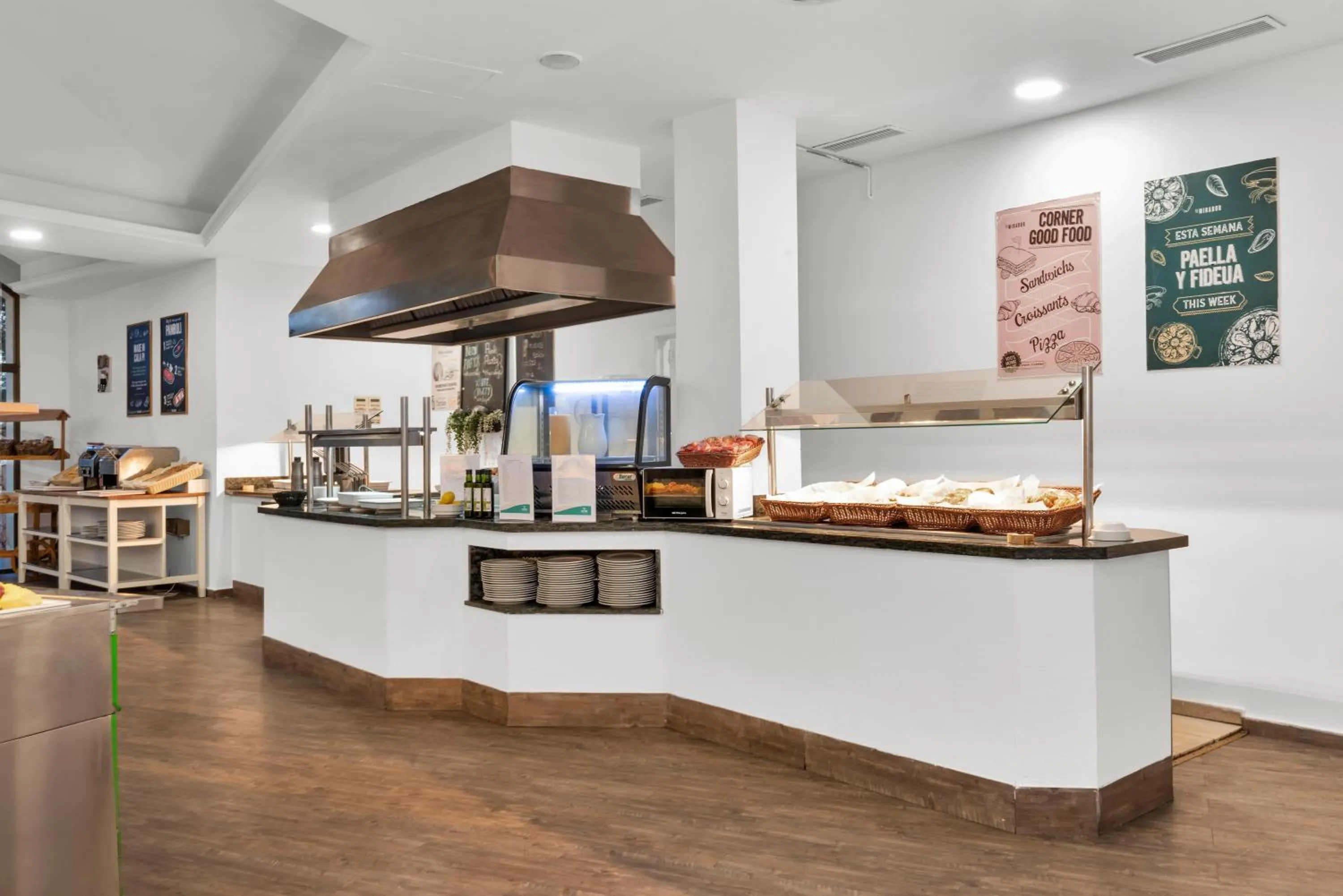 Restaurant/places to eat in Aparthotel Ona Cala Pi Club