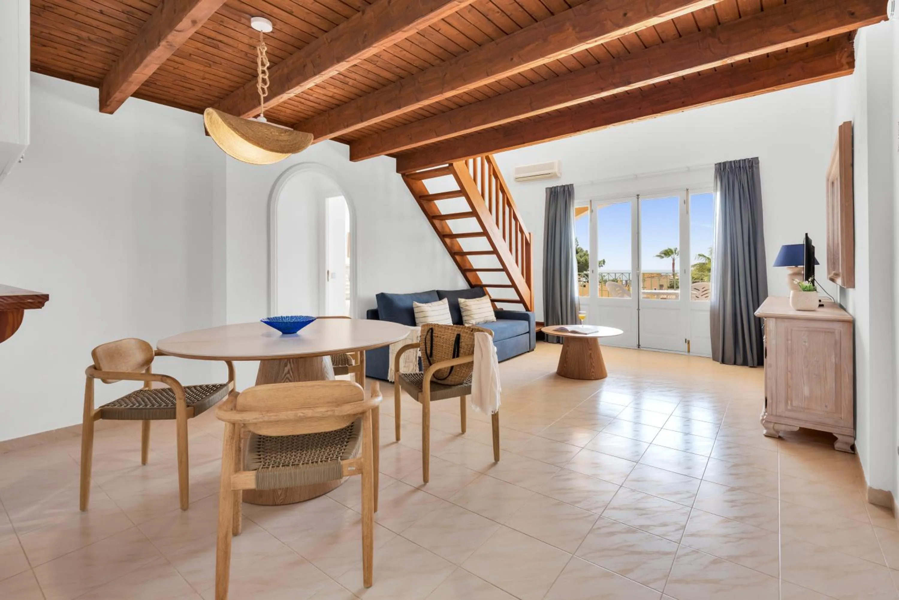 Dining area in Aparthotel Ona Cala Pi Club