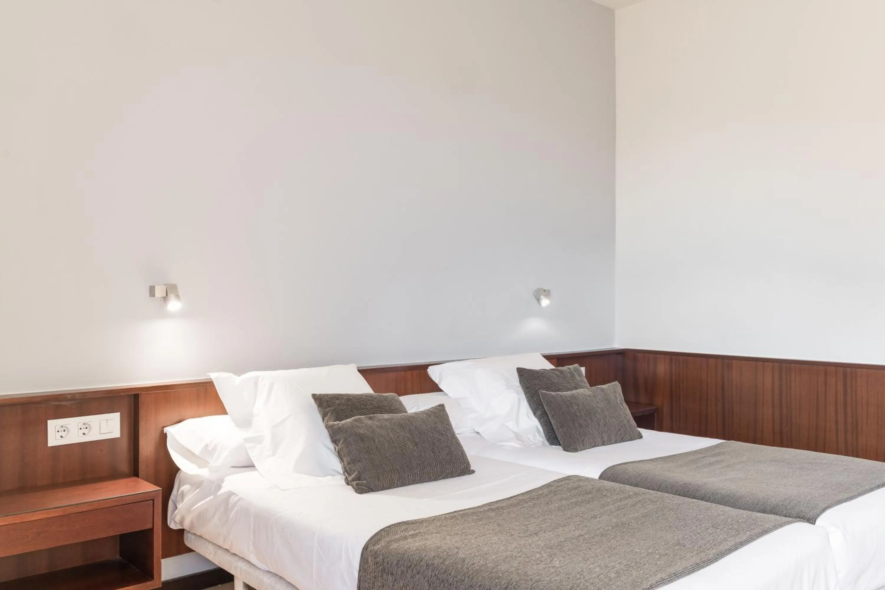 Bed in Hotel Emporda