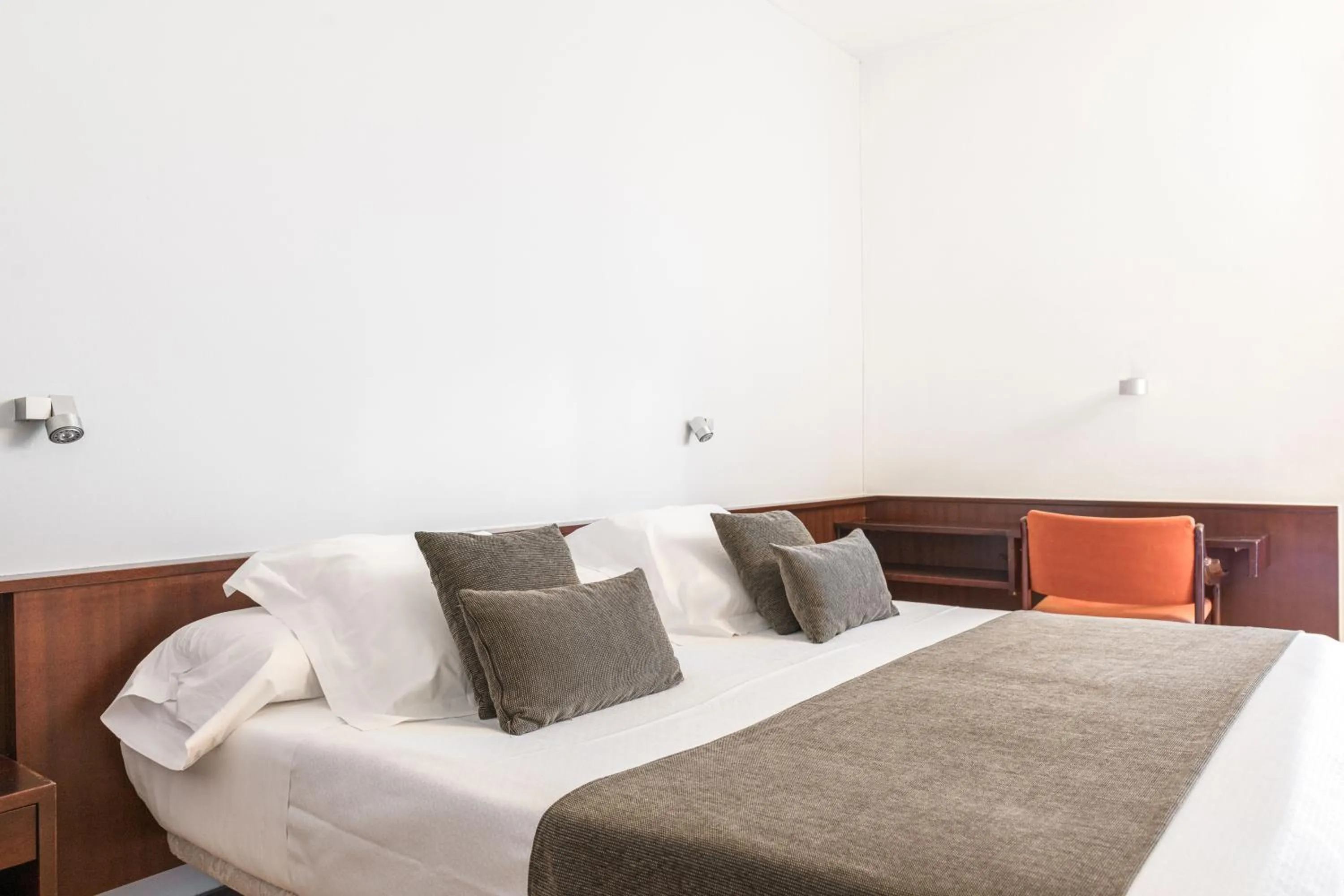 Bed in Hotel Emporda