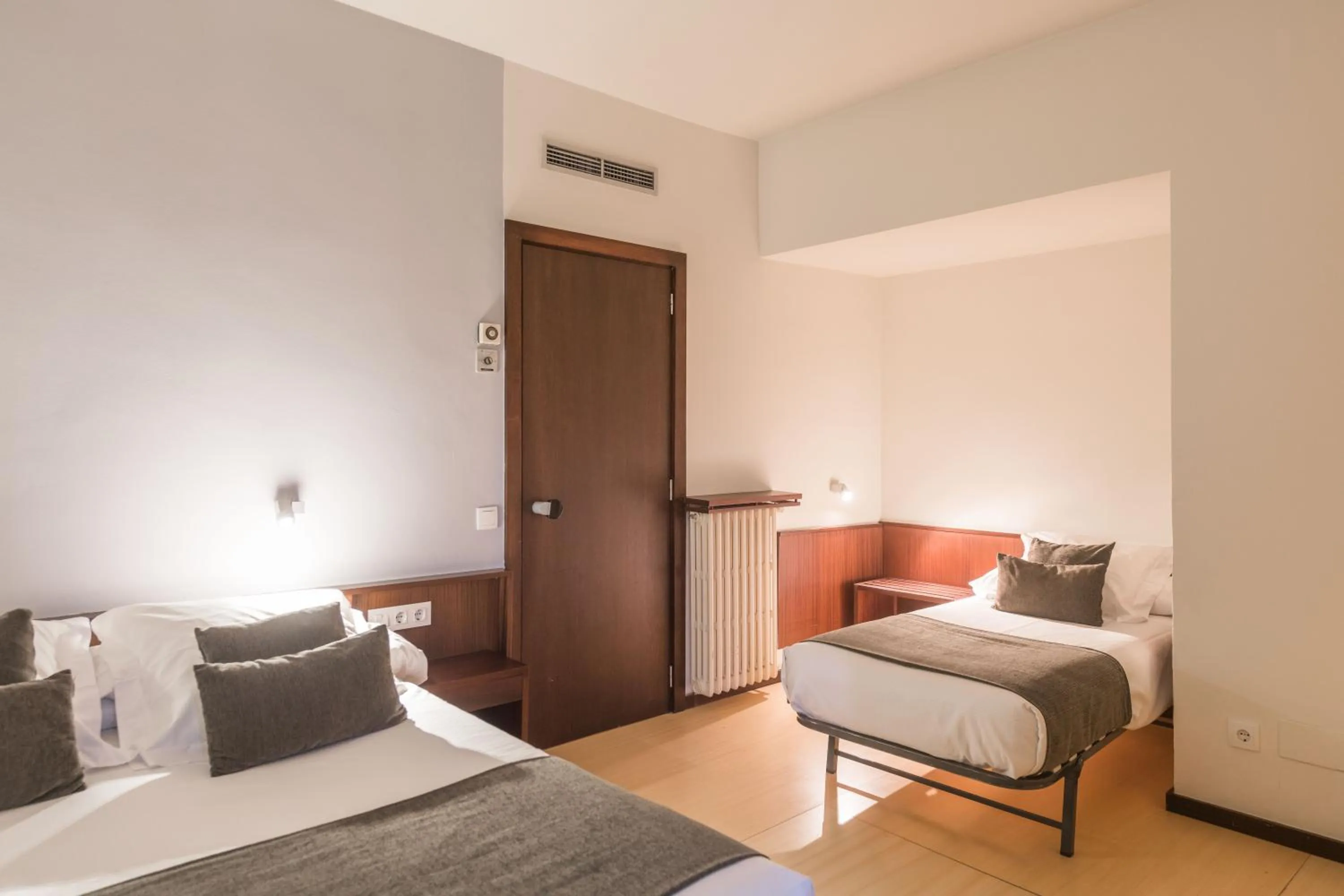 Bed in Hotel Emporda