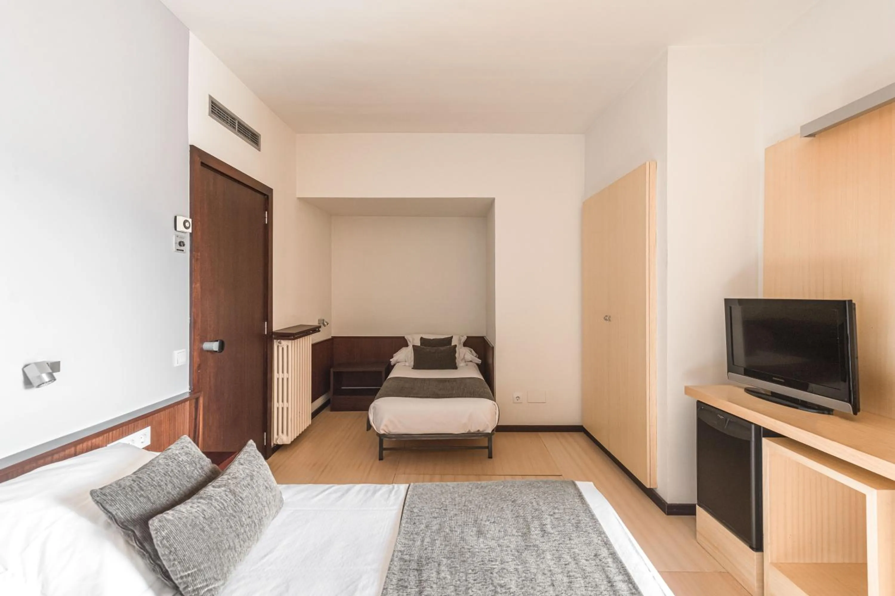 Bed in Hotel Emporda