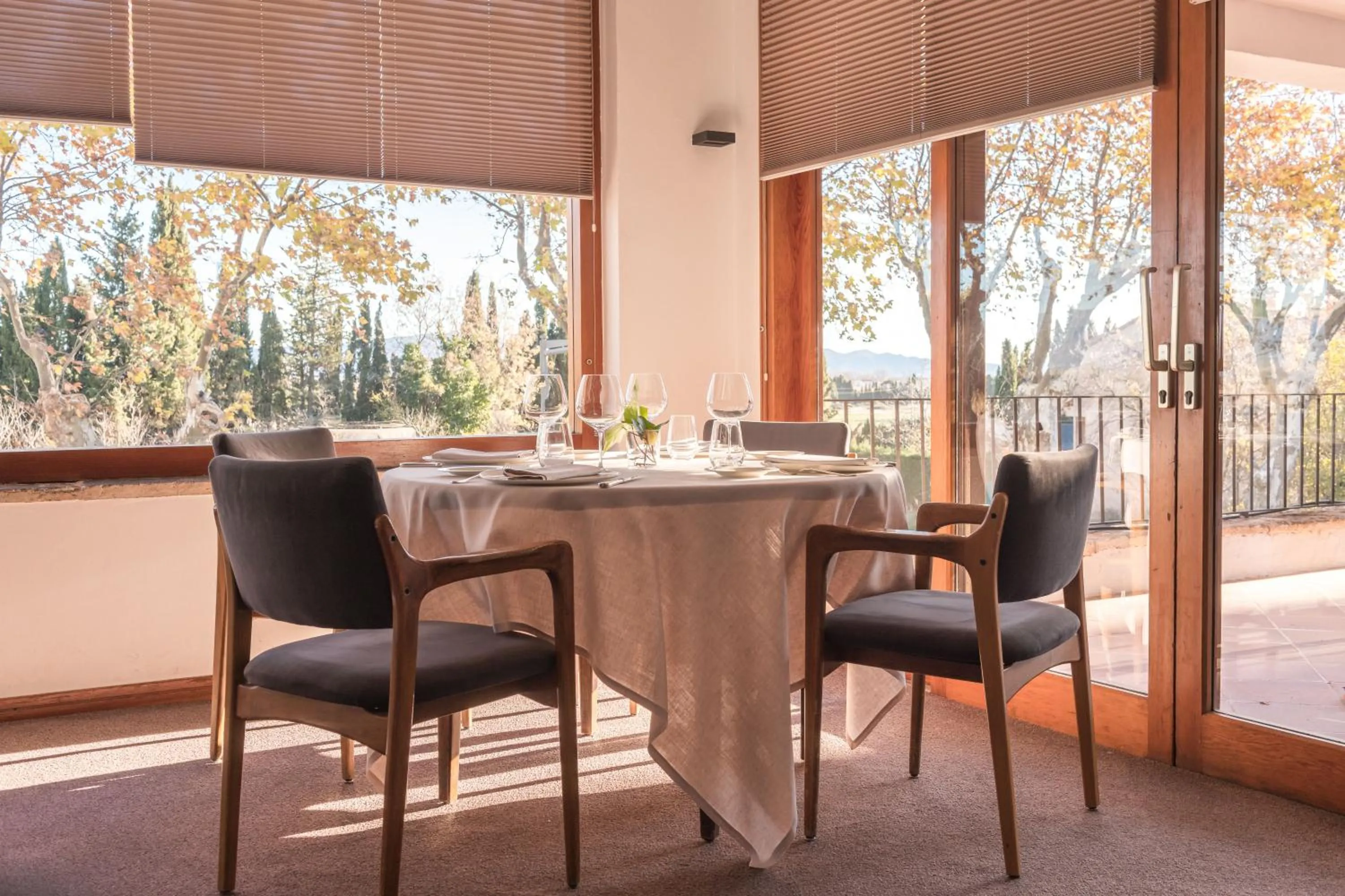 Dining area in Hotel Emporda