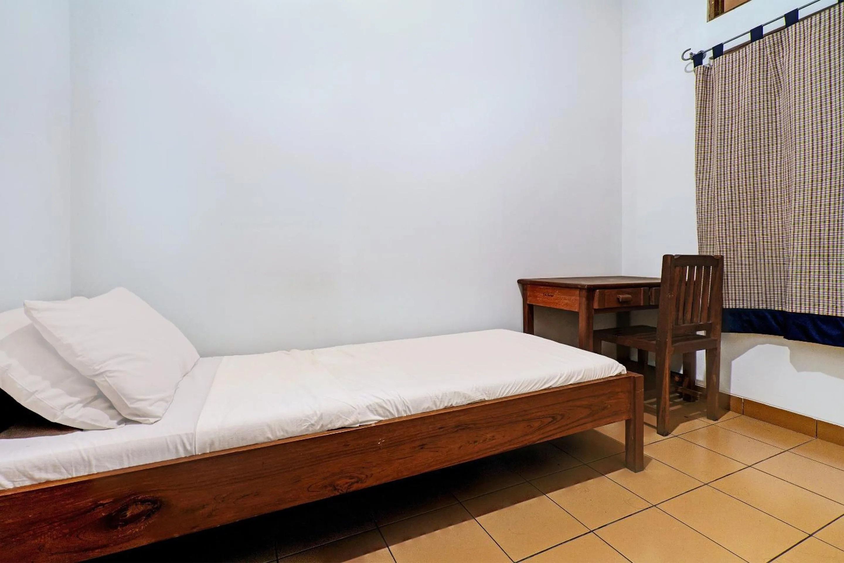 Bedroom in OYO Life 92589 Geusan Ulun Residence