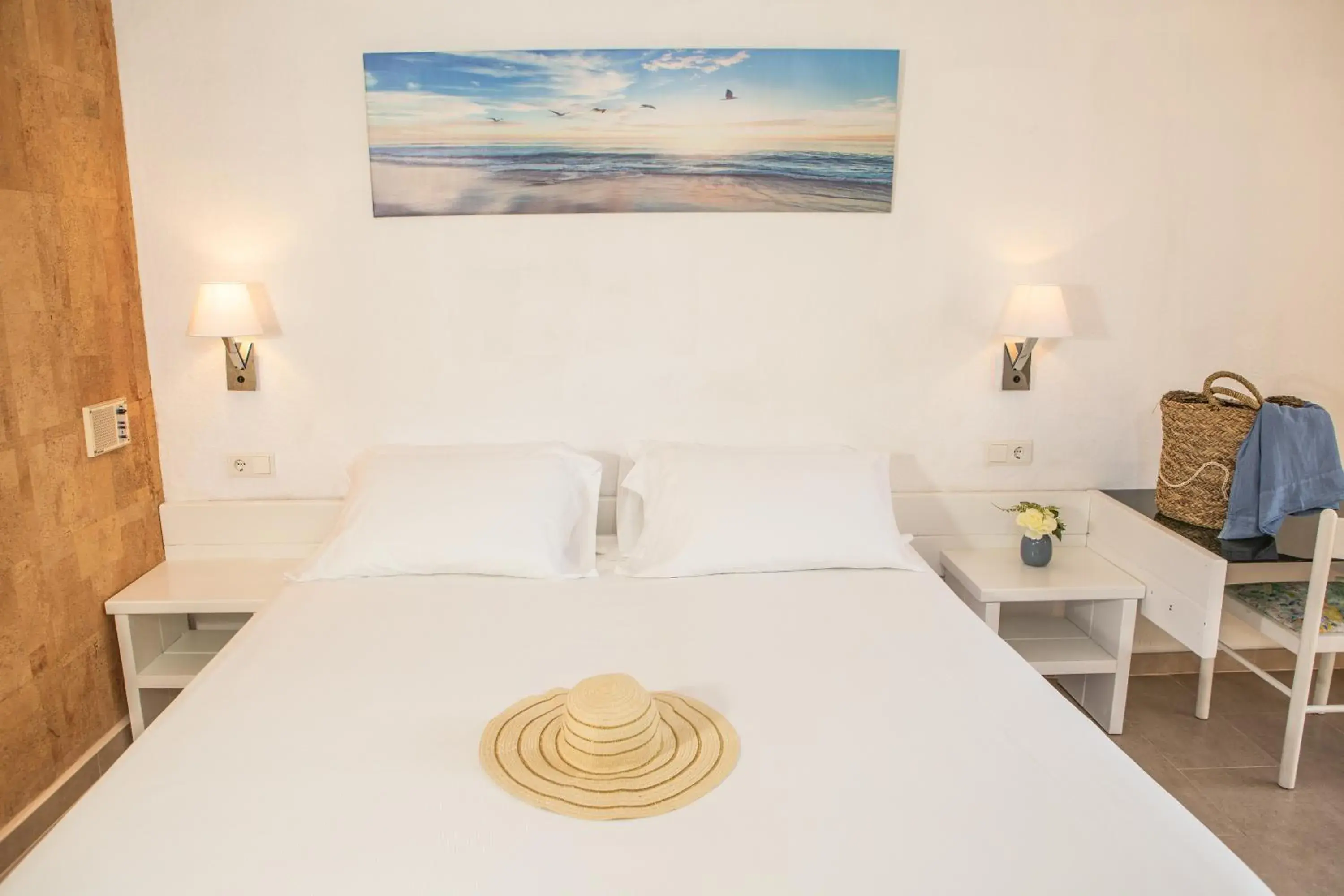 Budget Double Room in RVHotels Golf Costa Brava Budget Double Room in RVHotels Golf Costa Brava
