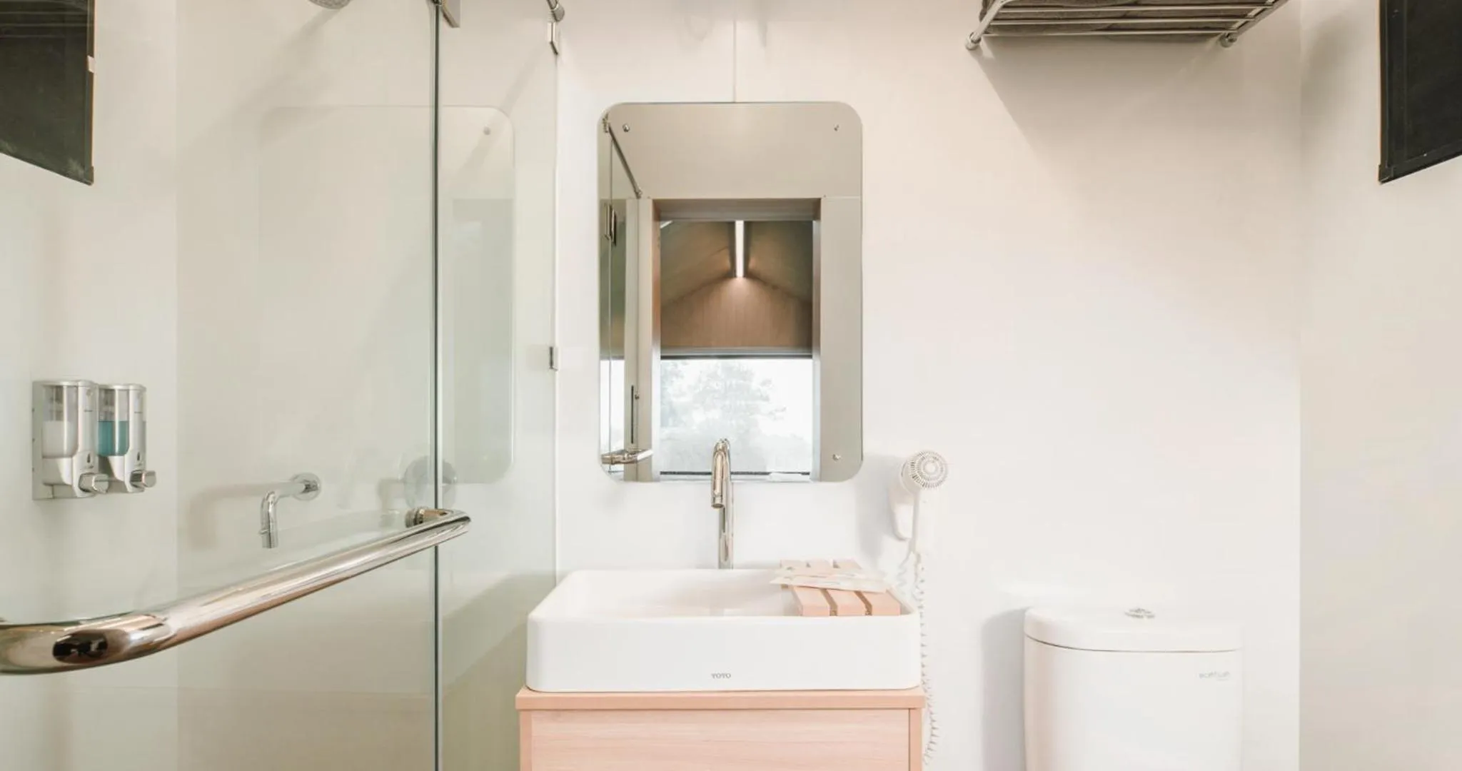 Bobocabin Pacet, Mojokerto