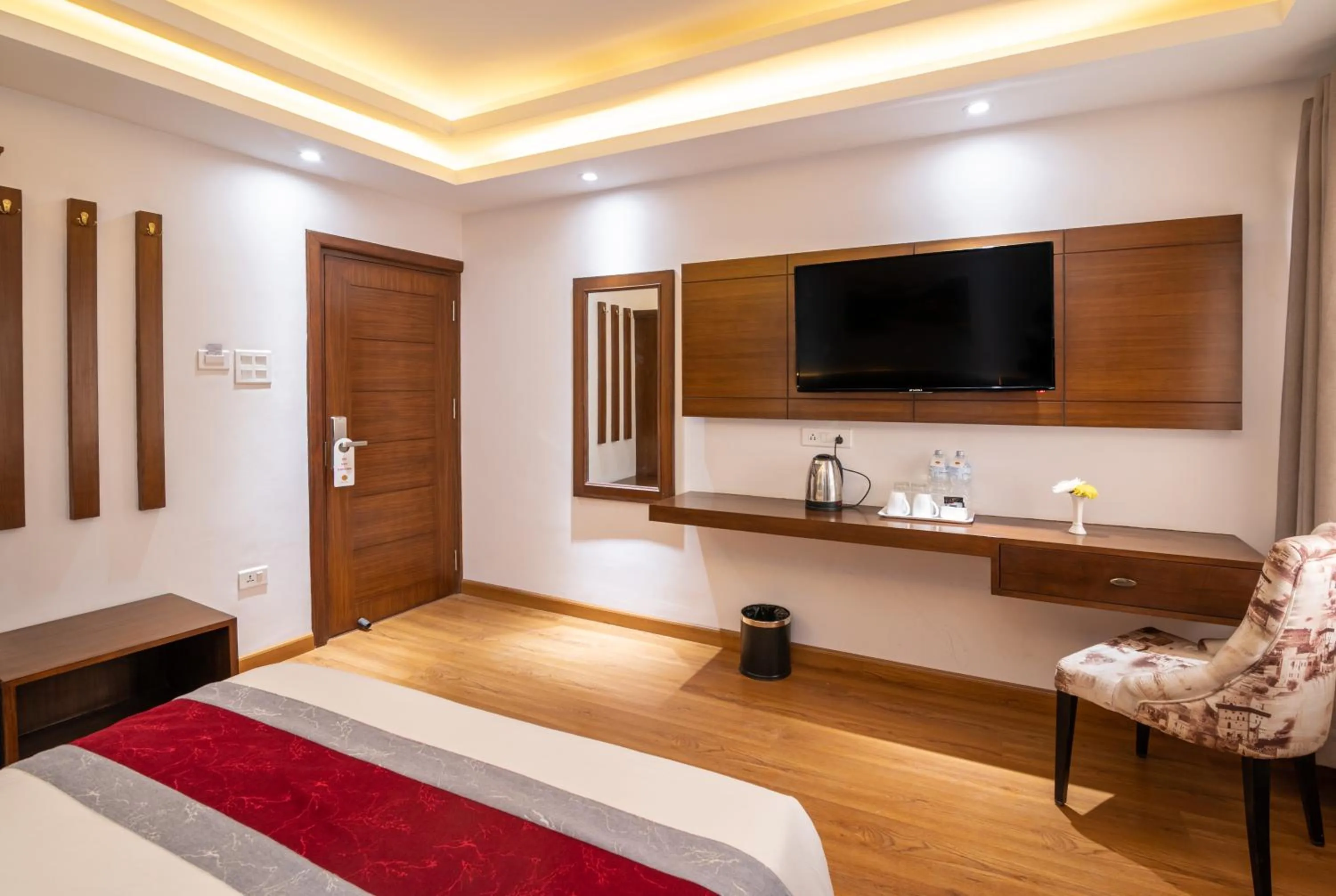 TV and multimedia, Bed in Hotel Ama-La, Thamel, Kathmandu