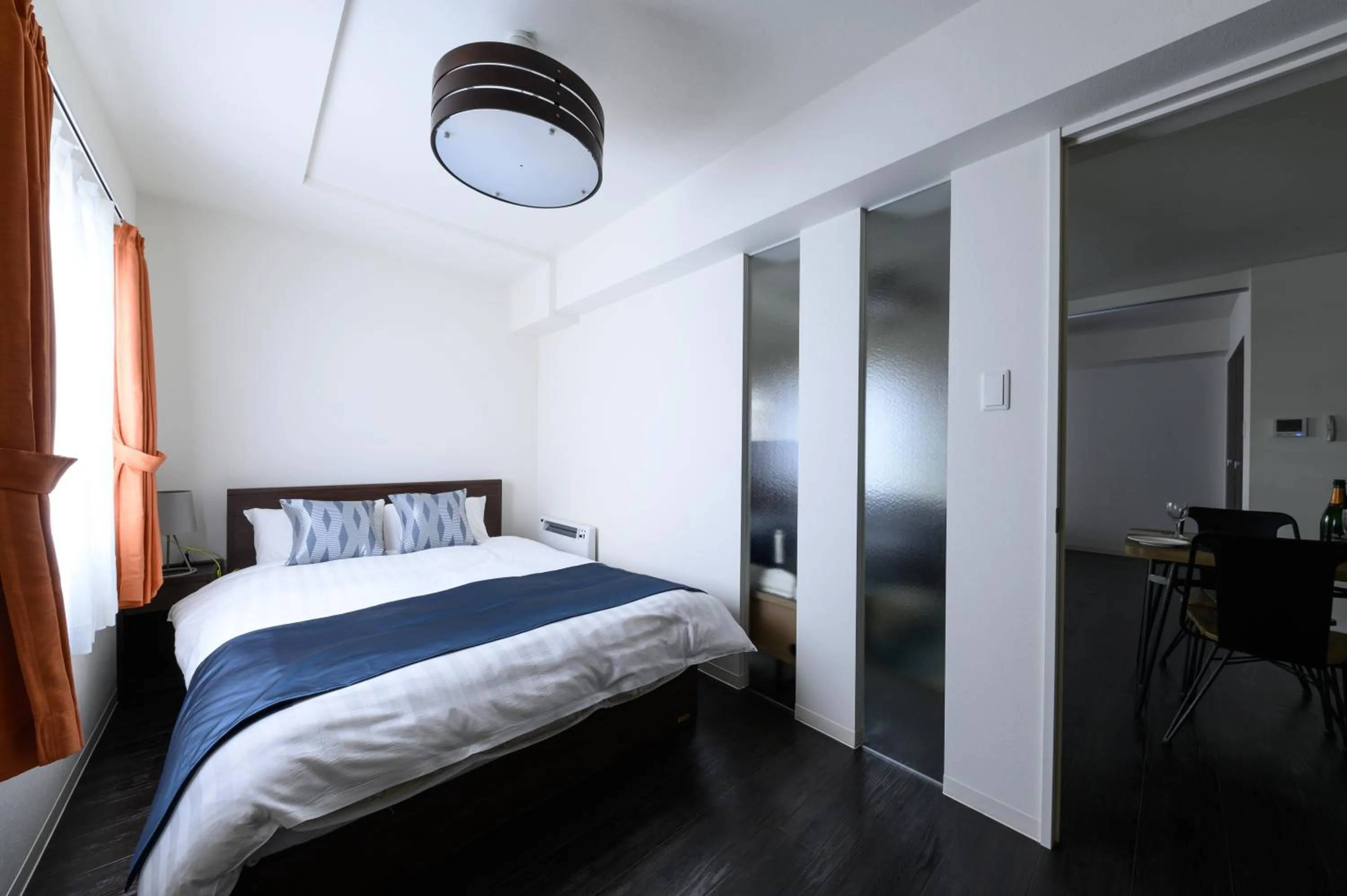 Bed in GLASS Yamahana EAST