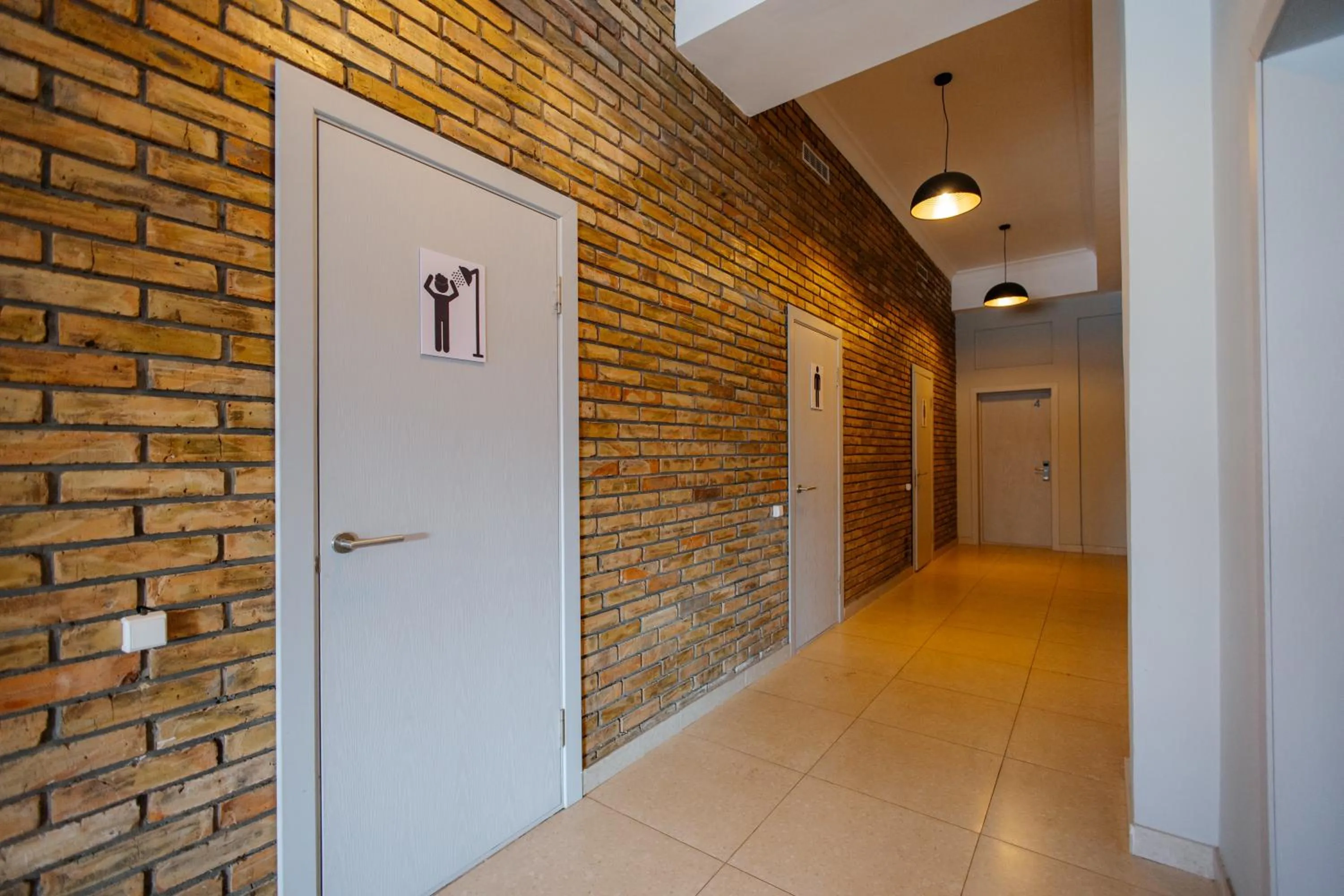 Bathroom in 281 Hostel