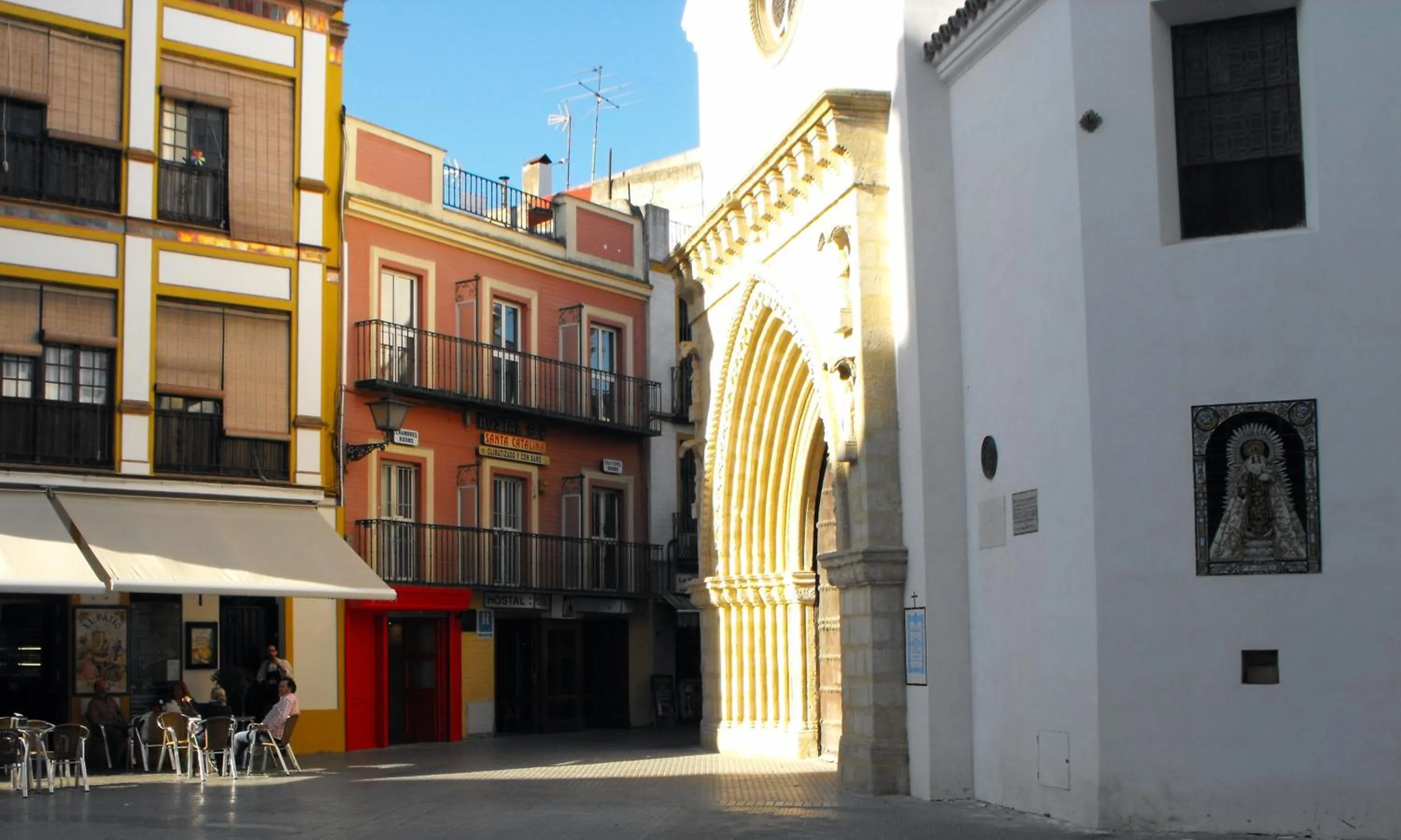 Property building in Hostal Santa Catalina